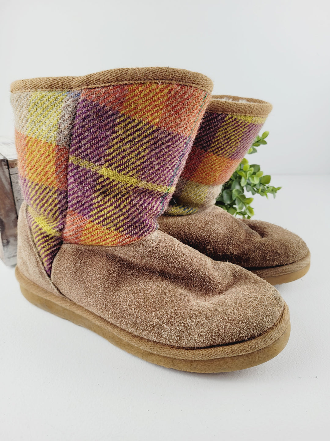 LAMO PLAID SUEDE BOOTSLADIES SIZE 6 VGUC/GUC