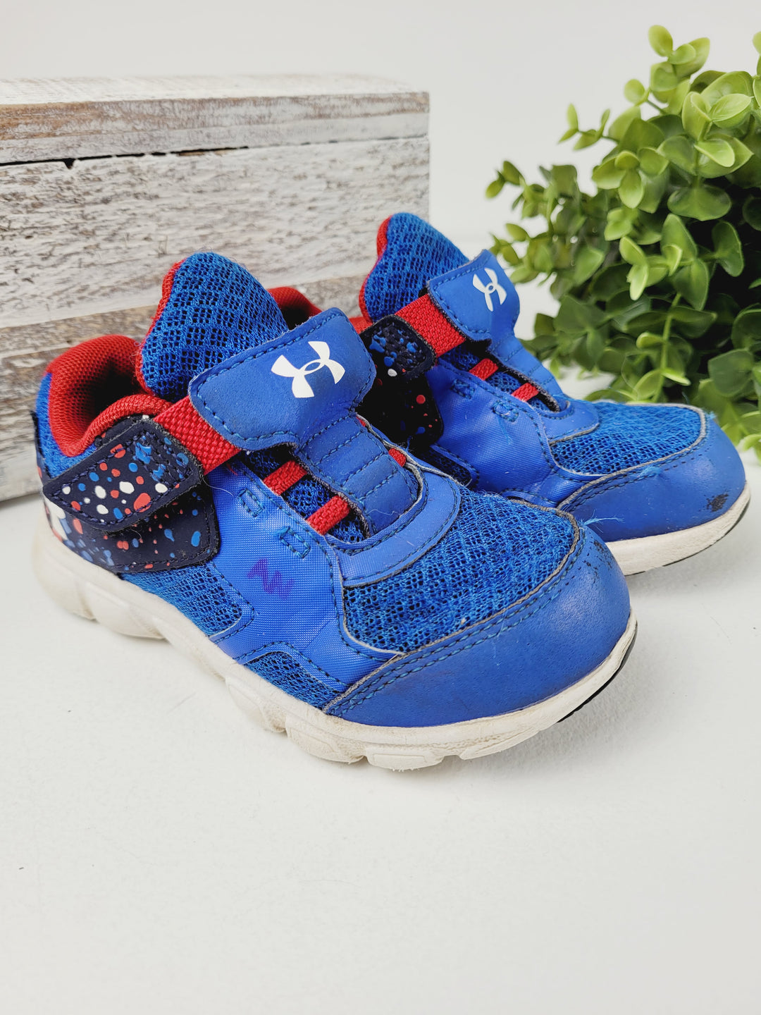 UNDER ARMOUR BLUE RUNNING SHOES SIZE 7C VGUC/PC