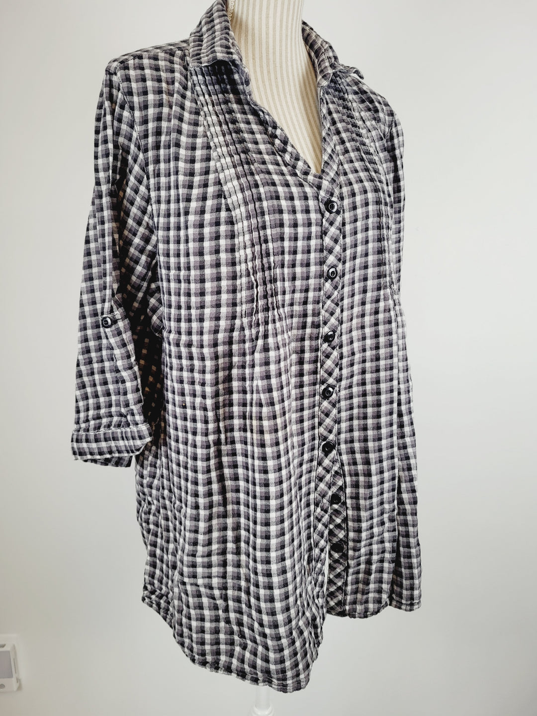 PENNINGTONS BLACK PLAID TOP LADIES 2X EUC