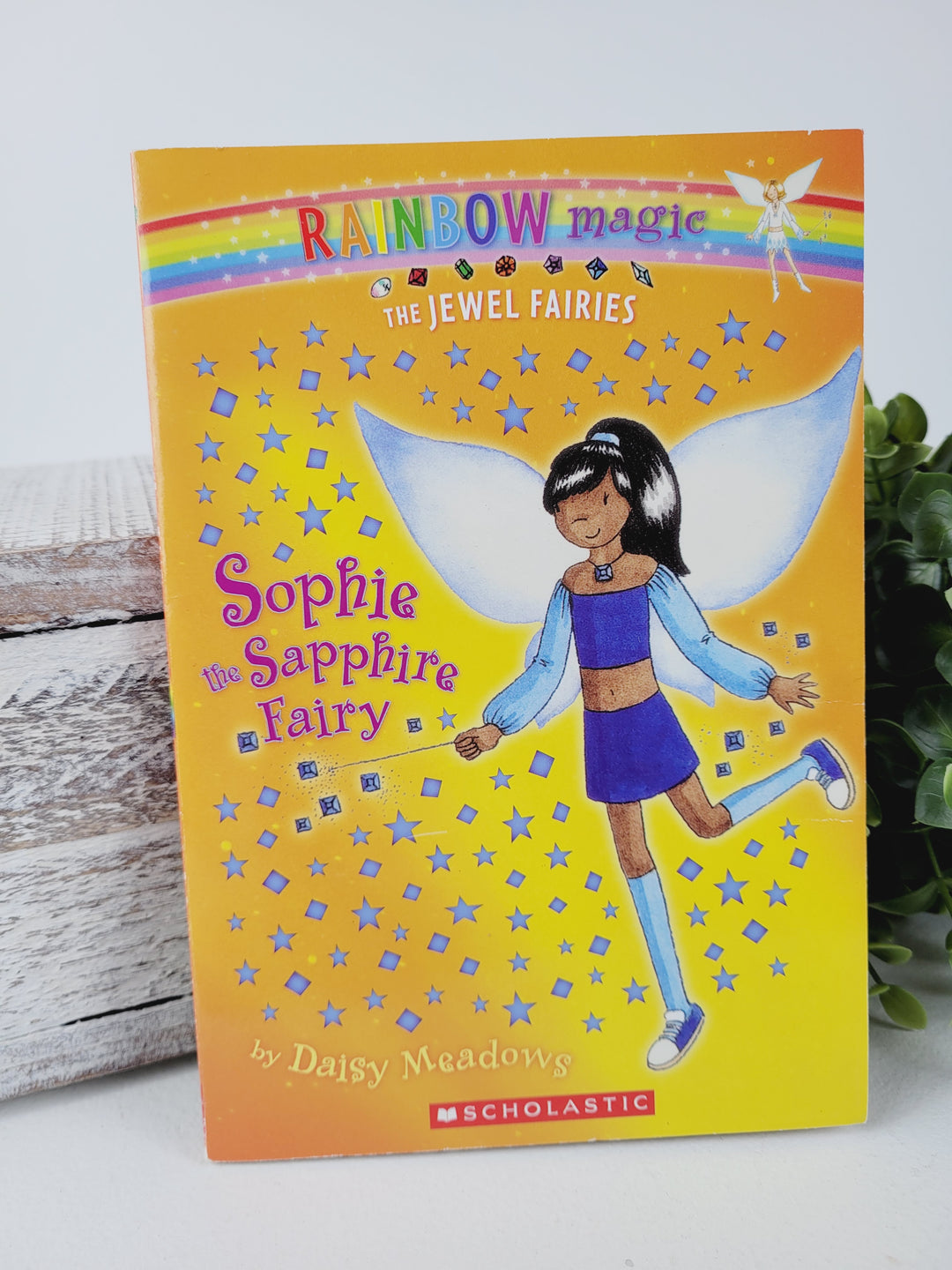 RAINBOW MAGIC JEWEL FAIRIES- SOPHIE THE SAPPHIRE FAIRY PRE-LOVED