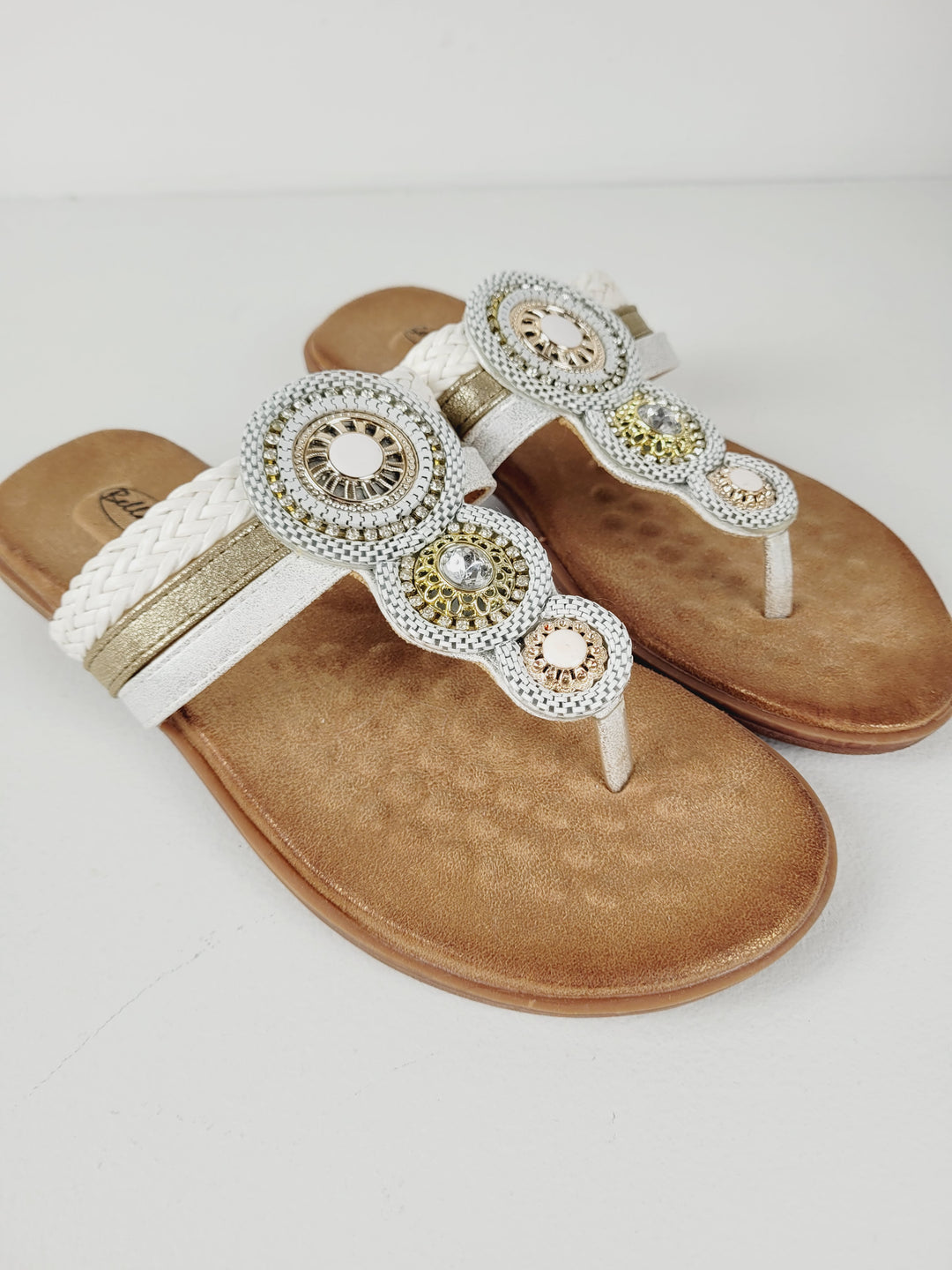 BELLA SIBA ITALIA GOLD/WHITE SANDALS LADIES SIZE 37 PRE-LOVED