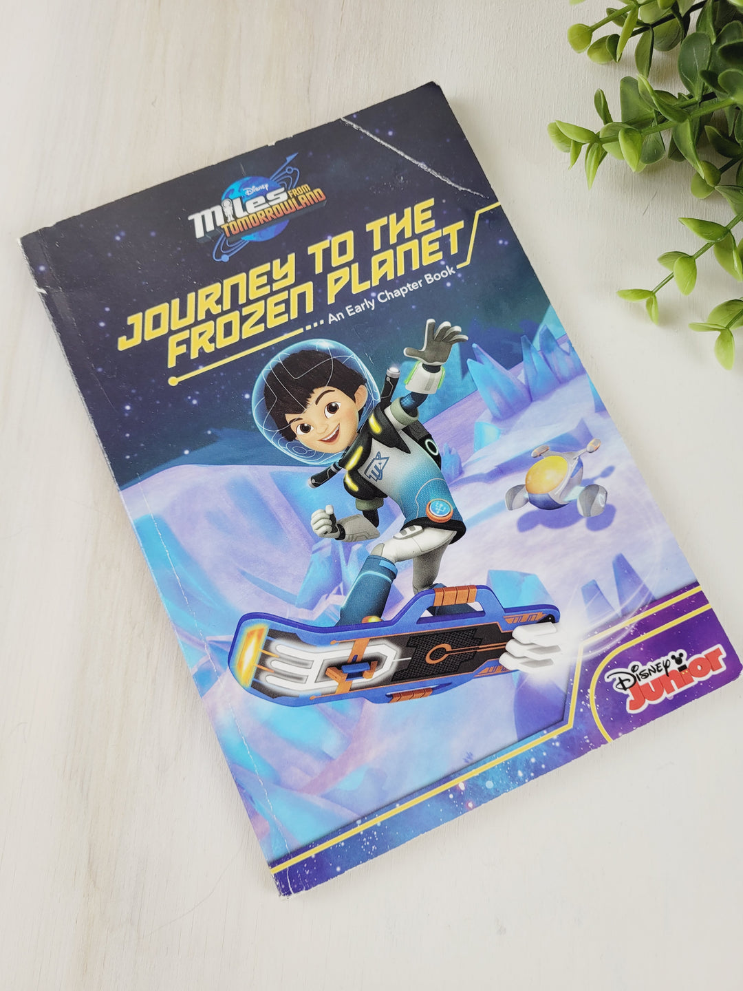 MILES FROM TOMORROWLAND- JOURNEY TO THE FROZEN PLANET, EARLY CHAPTER BOOK PRE-LOVED