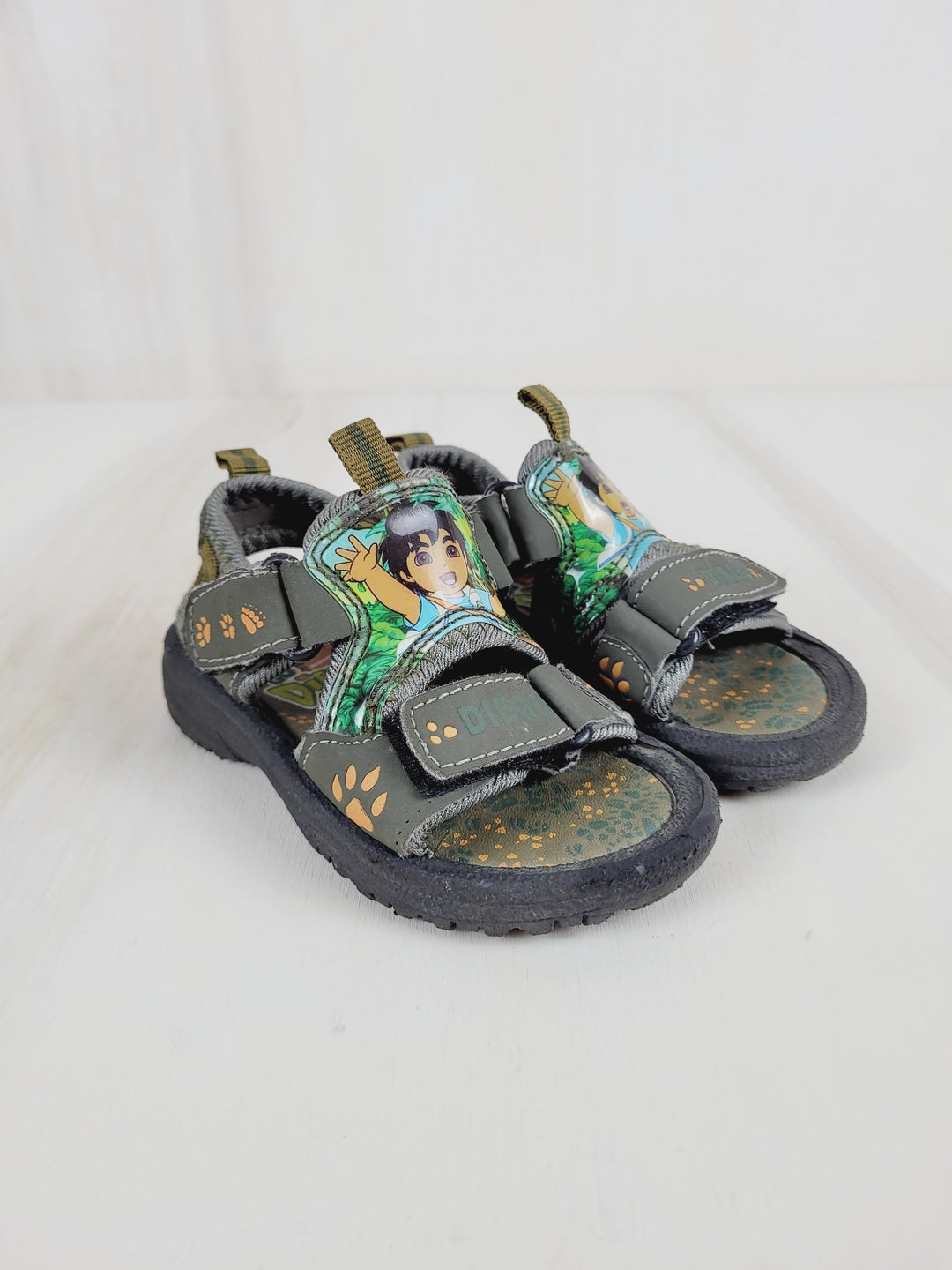 DIEGO SANDALS SIZE 5 TODDLER VGUC/EUC