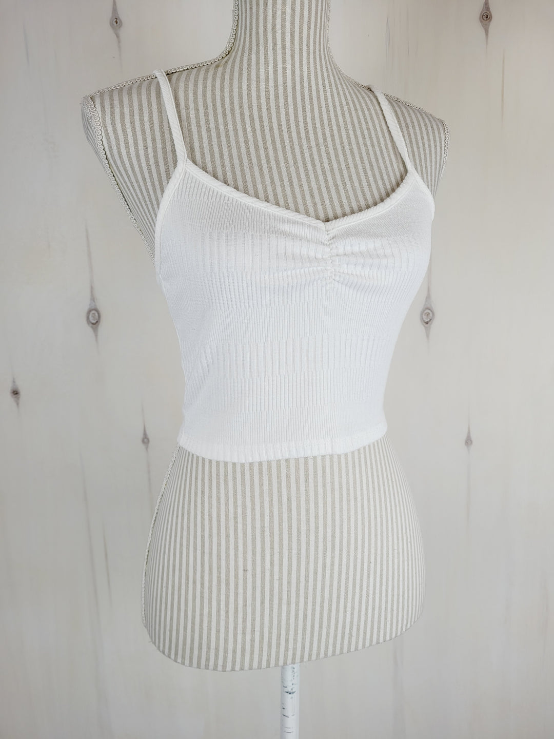 WHITE CROPPED TOP APPROX LADIES SMALL EUC