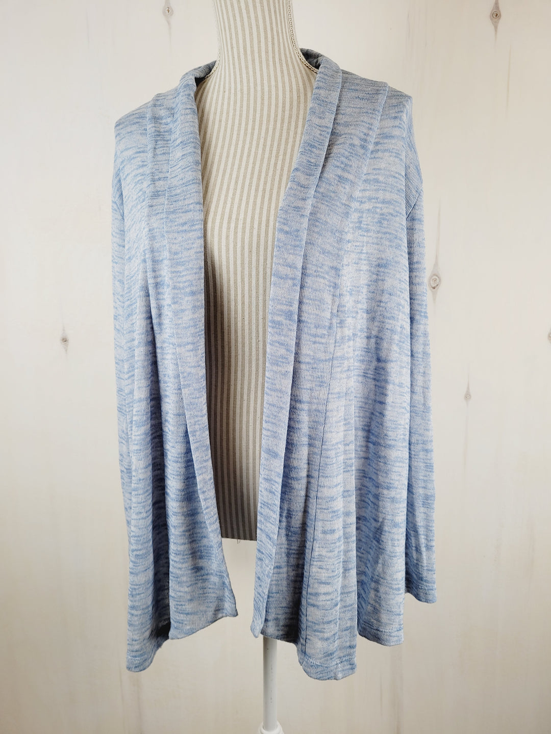 NORTHERN REFLECTIONS LIGHT BLUE CARDIGAN LADIES LARGE EUC