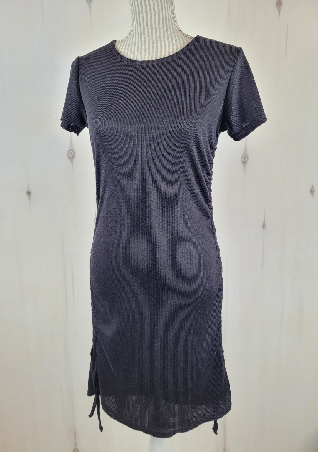 POOF BLACK DRESS LADIES LARGE EUC