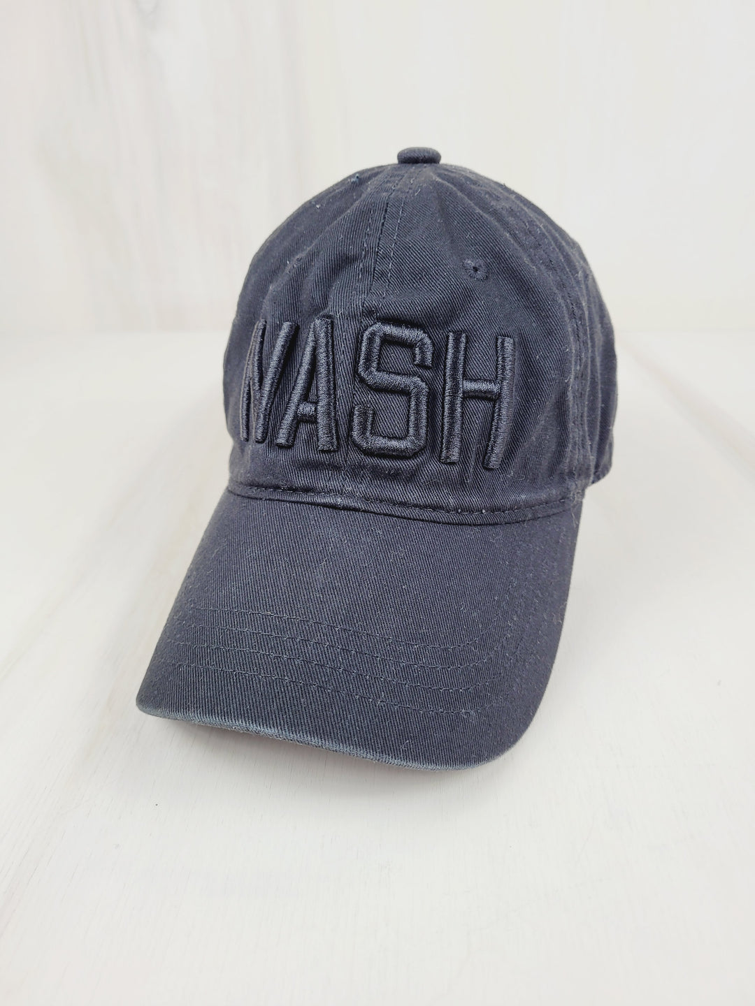 NASH BLACK EMBROIDERED CAP OSFM PRE-LOVED