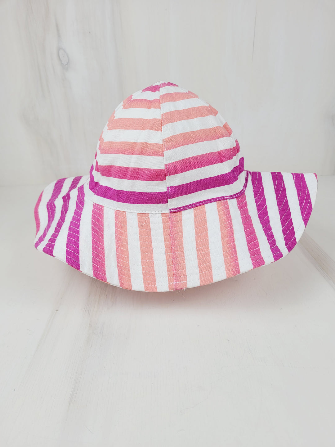 JOE FRESH STRIPED SUNHAT APPROX 4-6Y PRE-LOVED