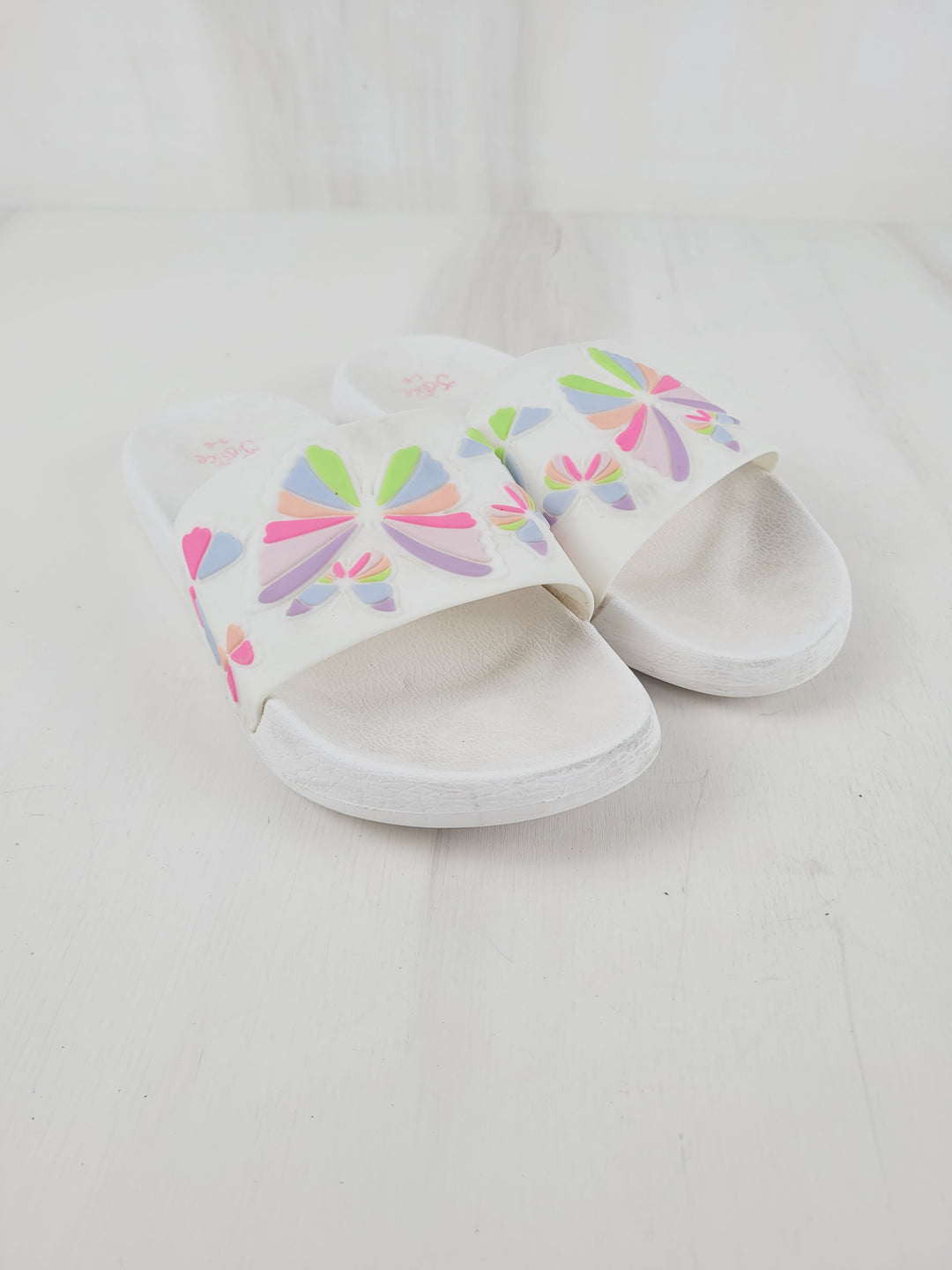 JUSTICE BUTTERFLY SANDALS YOUTH SIZE 5/6 PRE-LOVED