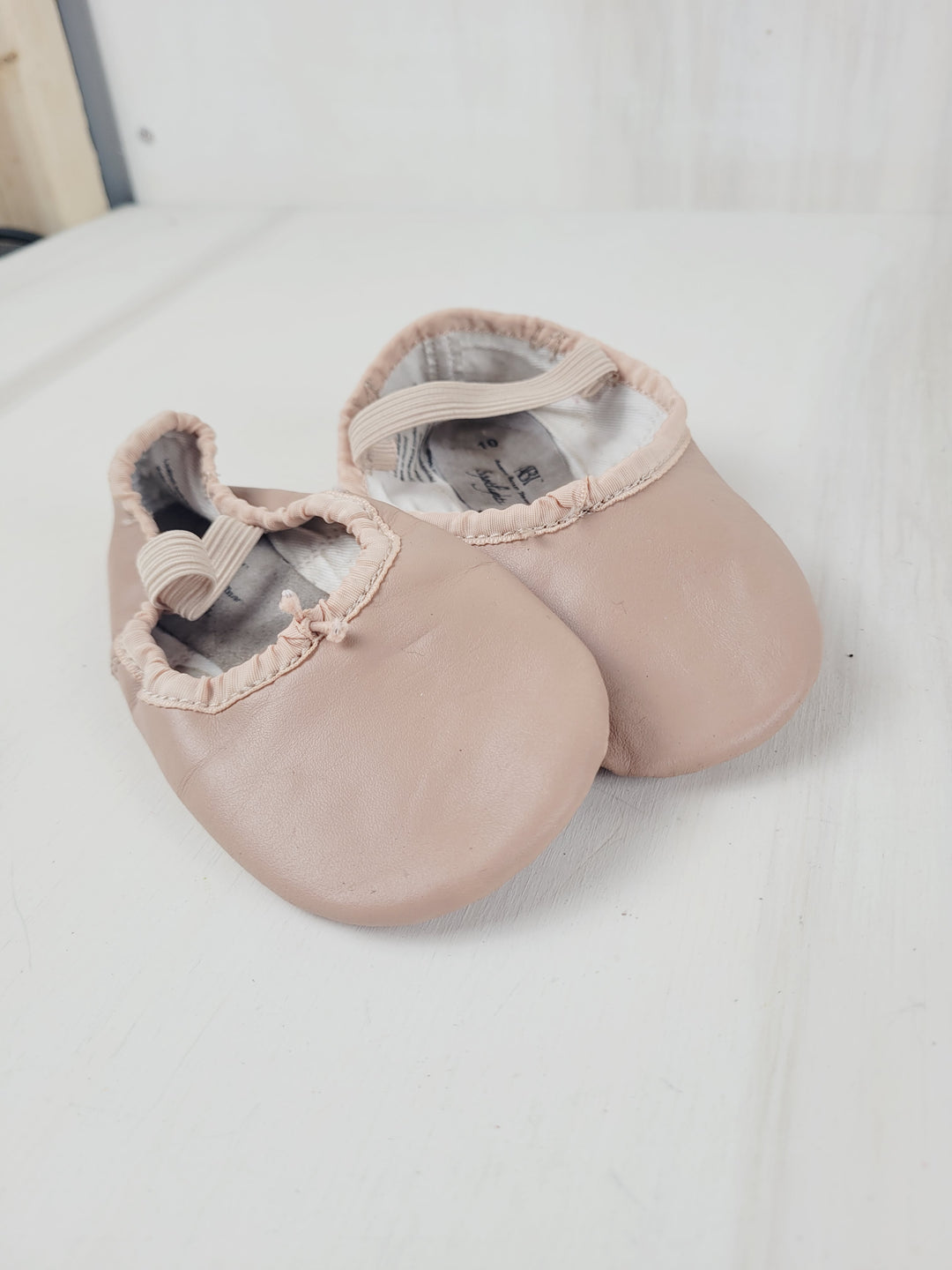 ABT BALLET SLIPPERS SIZE 10 PRE-LOVED