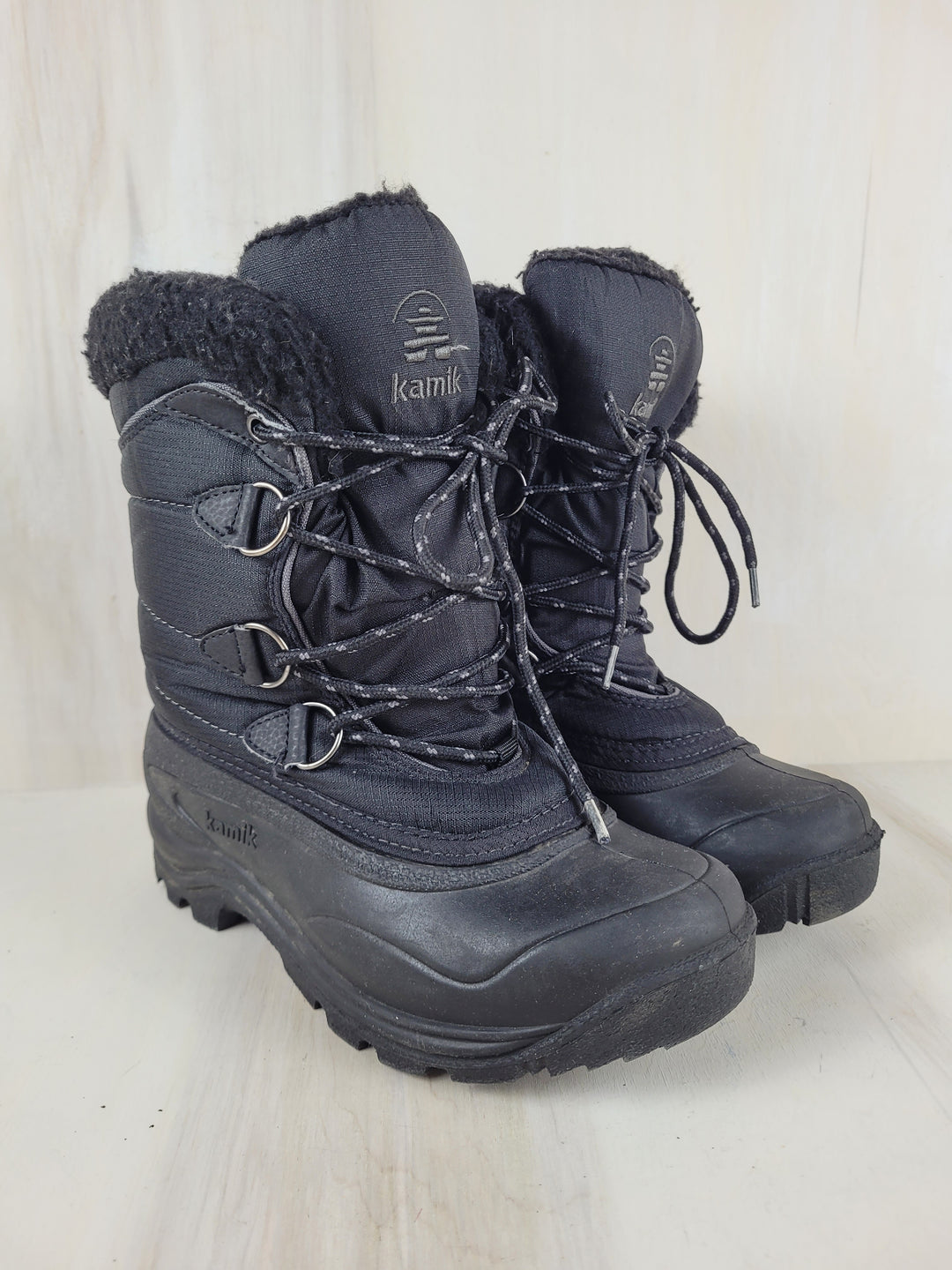 KAMIK BLACK WINTER BOOTS YOUTH SIZE 7 PRE-LOVED