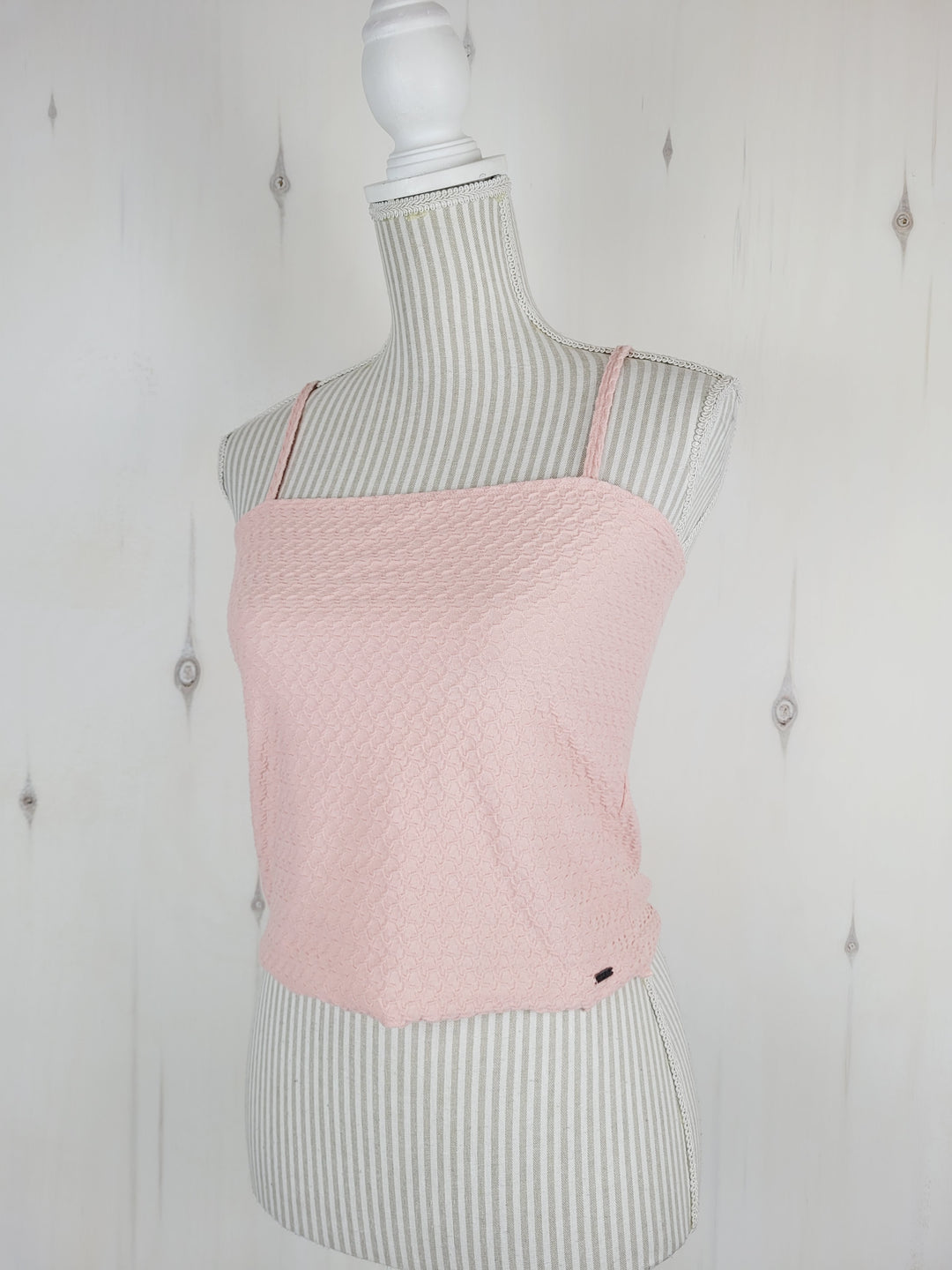 HOLLISTER PINK CROP TANK LADIES MEDIUM PRE-LOVED