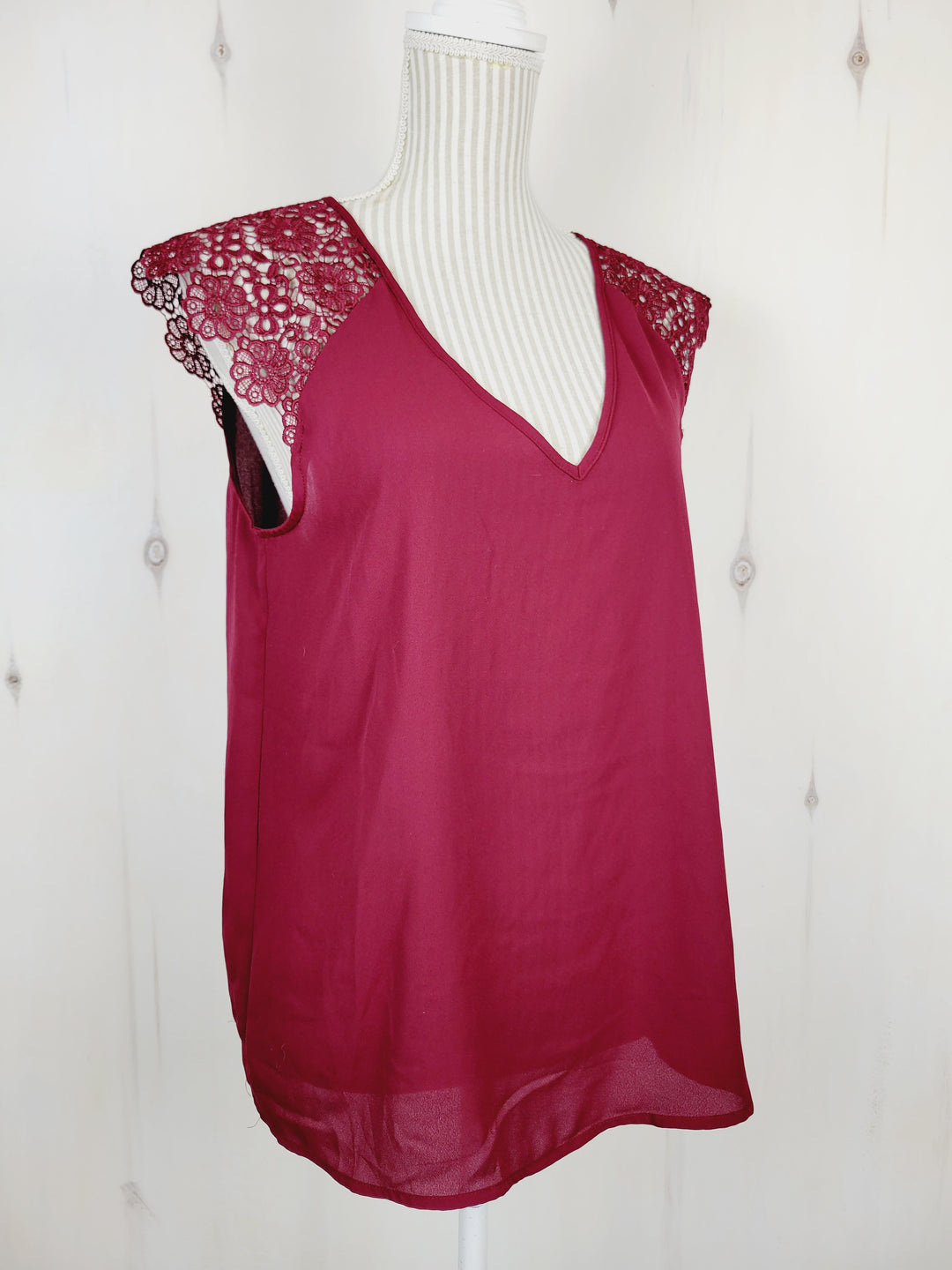 JOE FRESH MAROON LACE SHOULDER BLOUSE LADIES MEDIUM PRE-LOVED