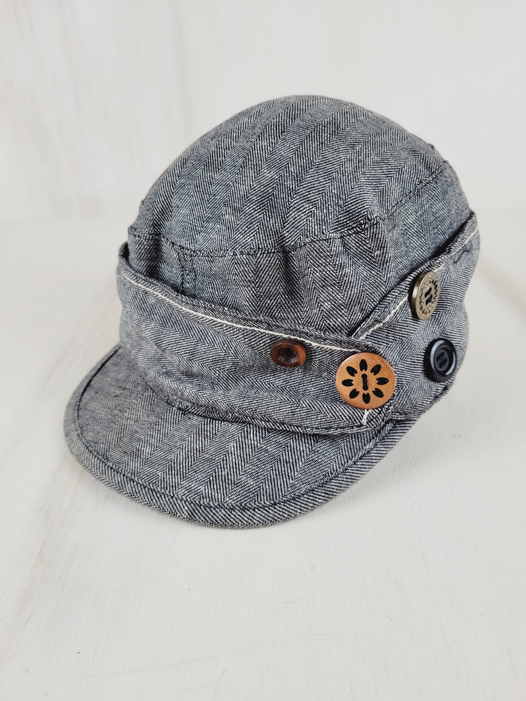D&R GREY DENIM LOOK BRIMMED HAT ADULT O/S PRE-LOVED