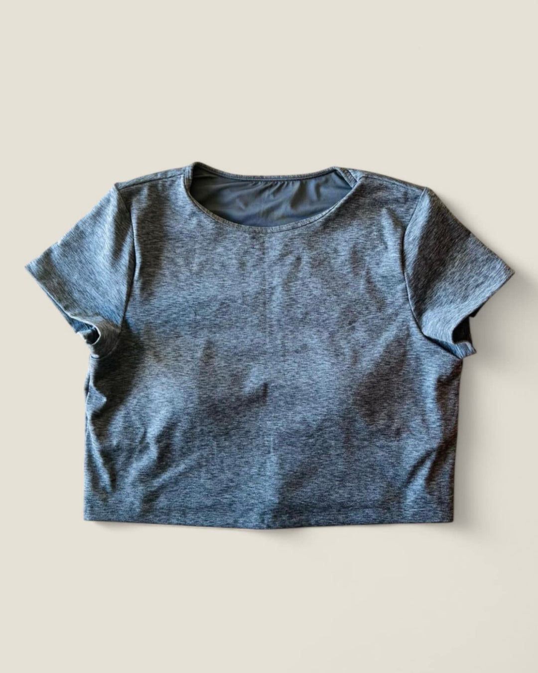 HOLLISTER/GILLY HICKS DARK GREY ACTIVE TEE SIZE XXL PRE-LOVED