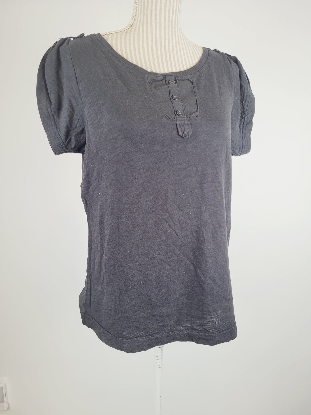 ALFRED SUNG BLACK TSHIRT LADIES LARGE PRE-LOVED