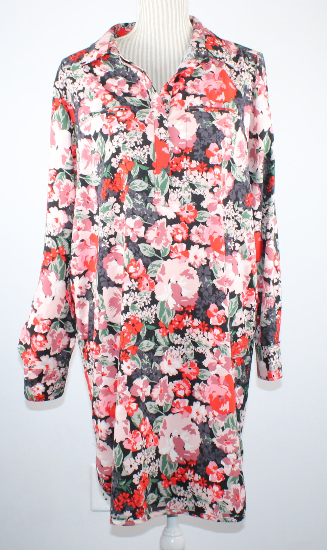 CAROLINA BELLE FLORAL DRESS LADIES XL PRE-LOVED
