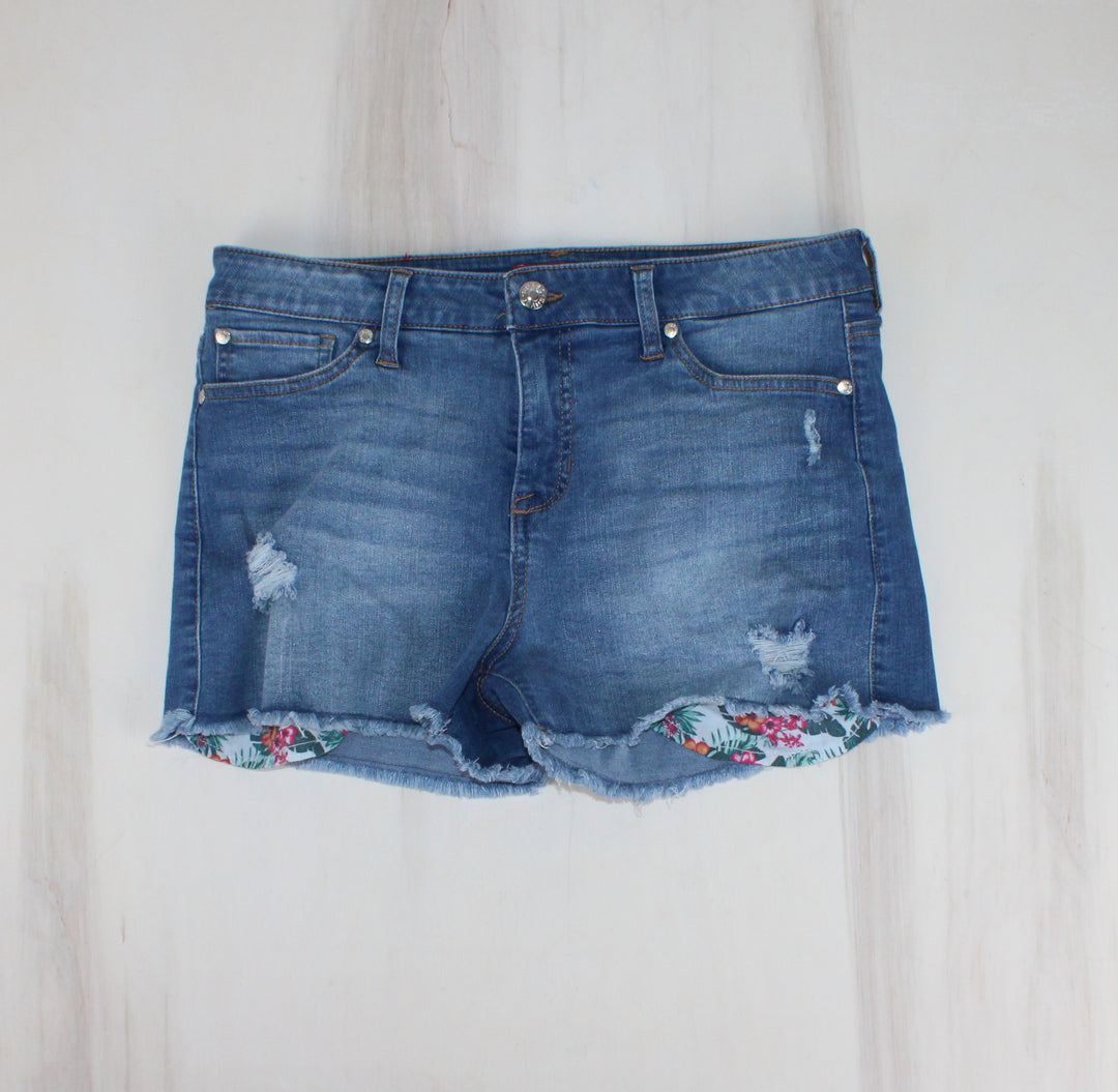 GUESS JEAN SHORTS FLORAL POCKETS LADIES SIZE 30 PRE-LOVED