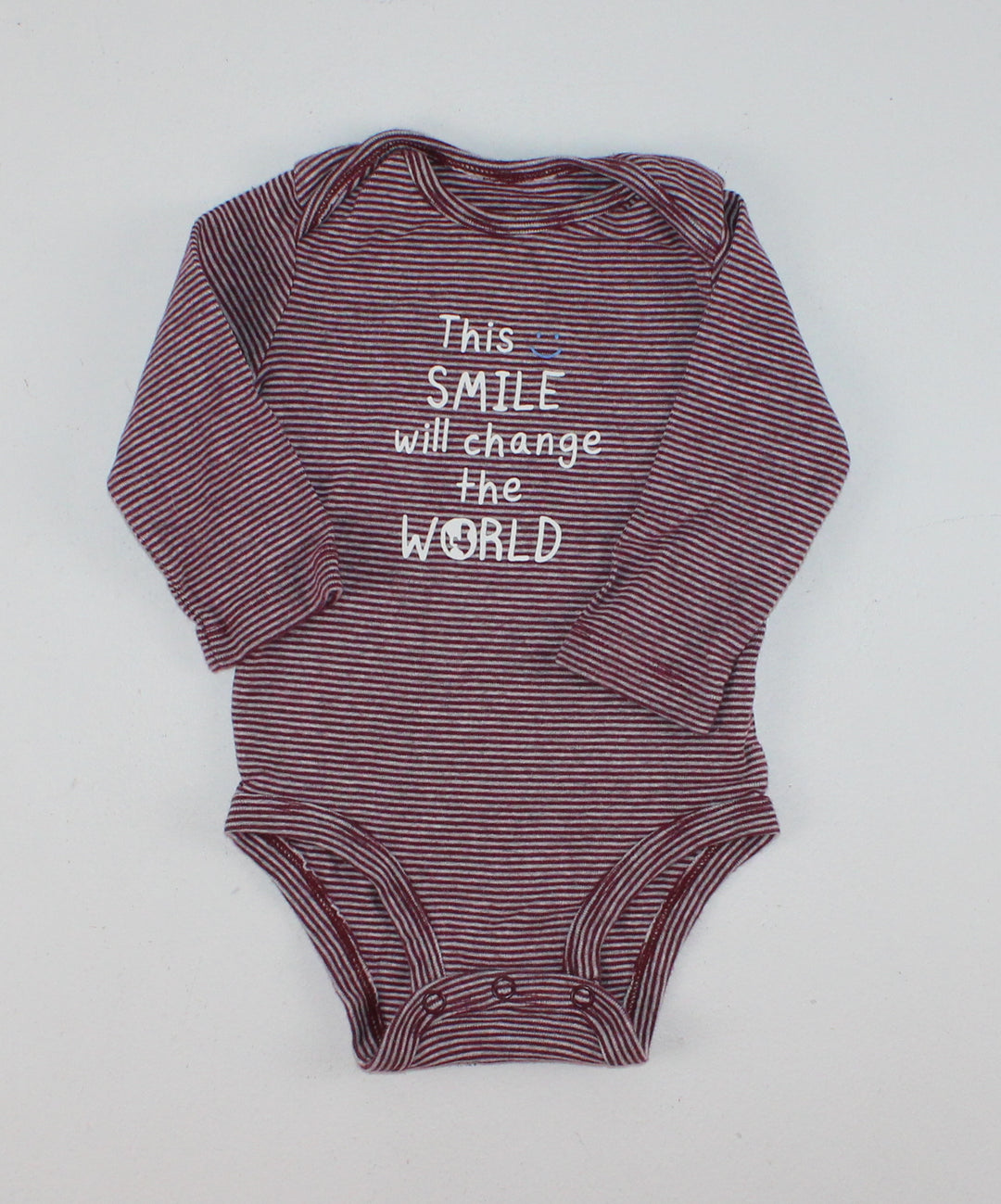 CARTERS THIS SMILE CAN CHANGE THE WORLD ONESIE 6M EUC