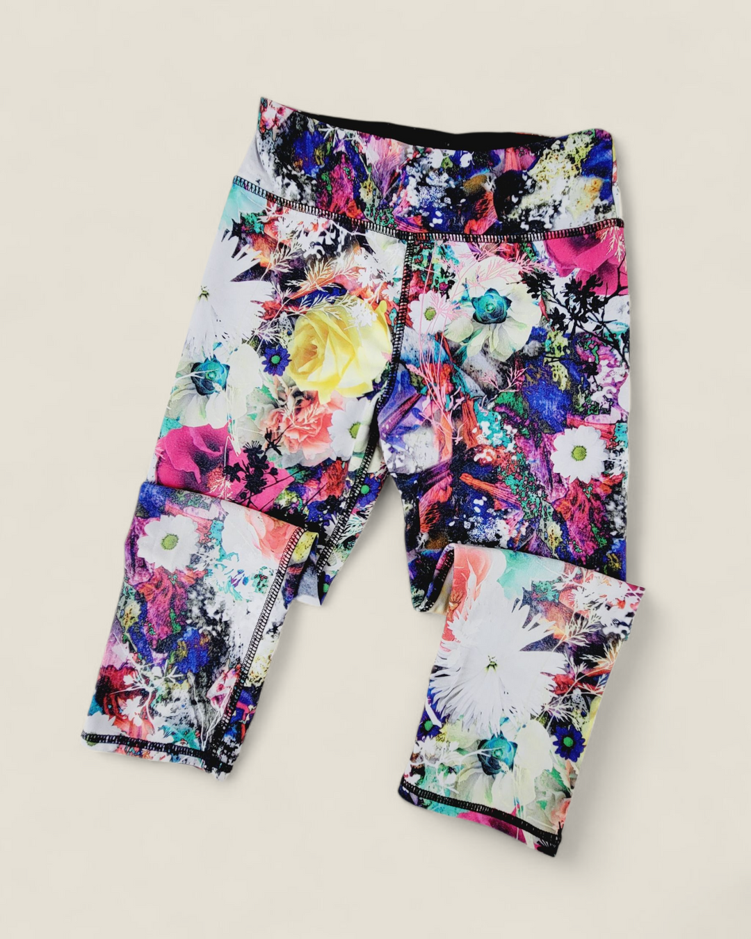 PURE NRG FLORAL CAPRI LEGGINGS GIRLS 7-8Y PRE-LOVED