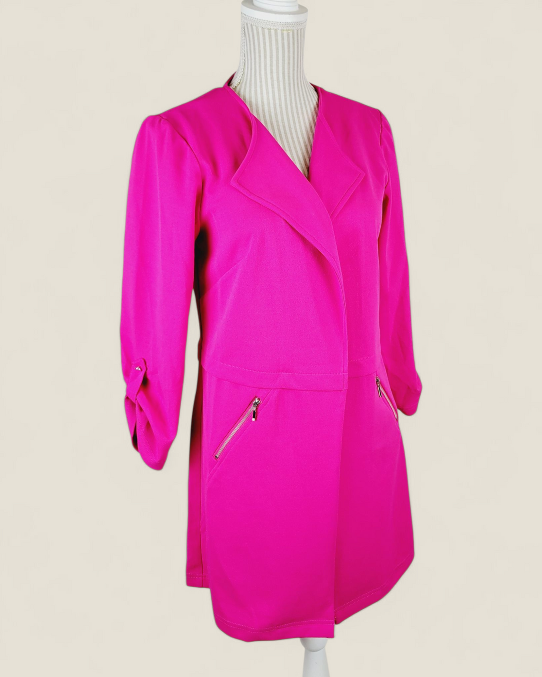 SOHO APPAREL PINK BLAZER WITH DECORATIVE ZIPPERS LADIES SMALL PRE-LOVED