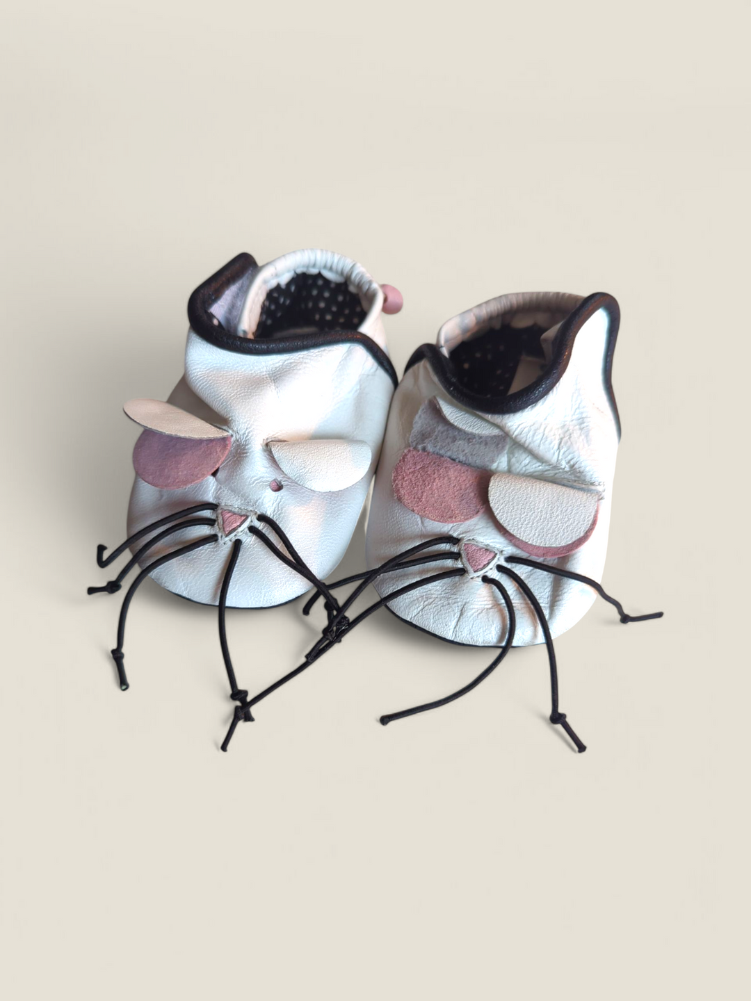 GOODY MOUSE SOFT SOLE SLIPPERS APPROX CHILD 5 PRE-LOVED