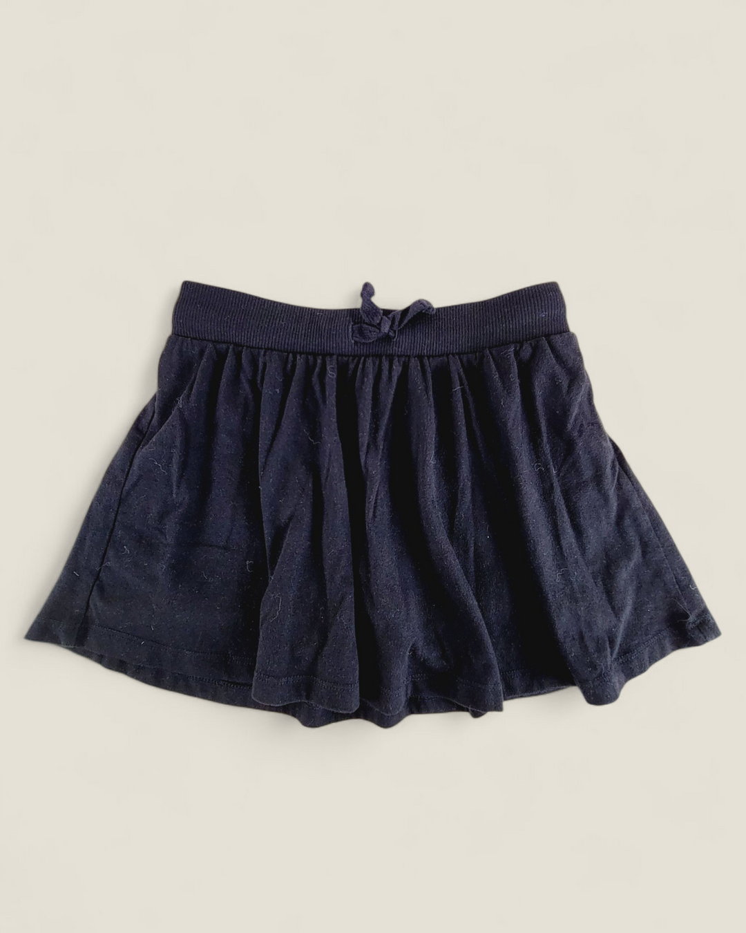 OLD NAVY BLACK SKORT 8Y PRE-LOVED