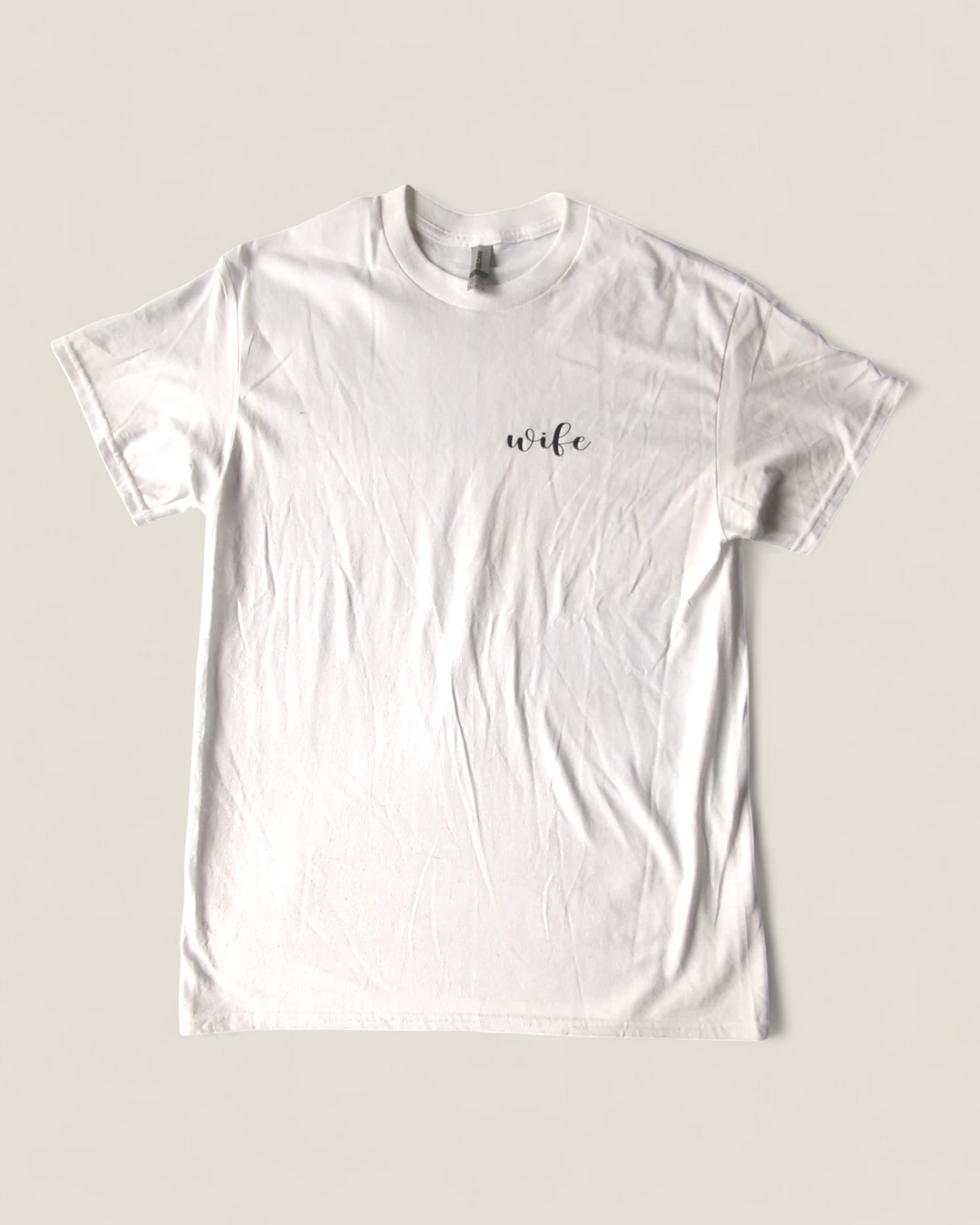 GUILDAN WHITE TSHIRT "WIFE" ADULT MEDIUM PRE-LOVED