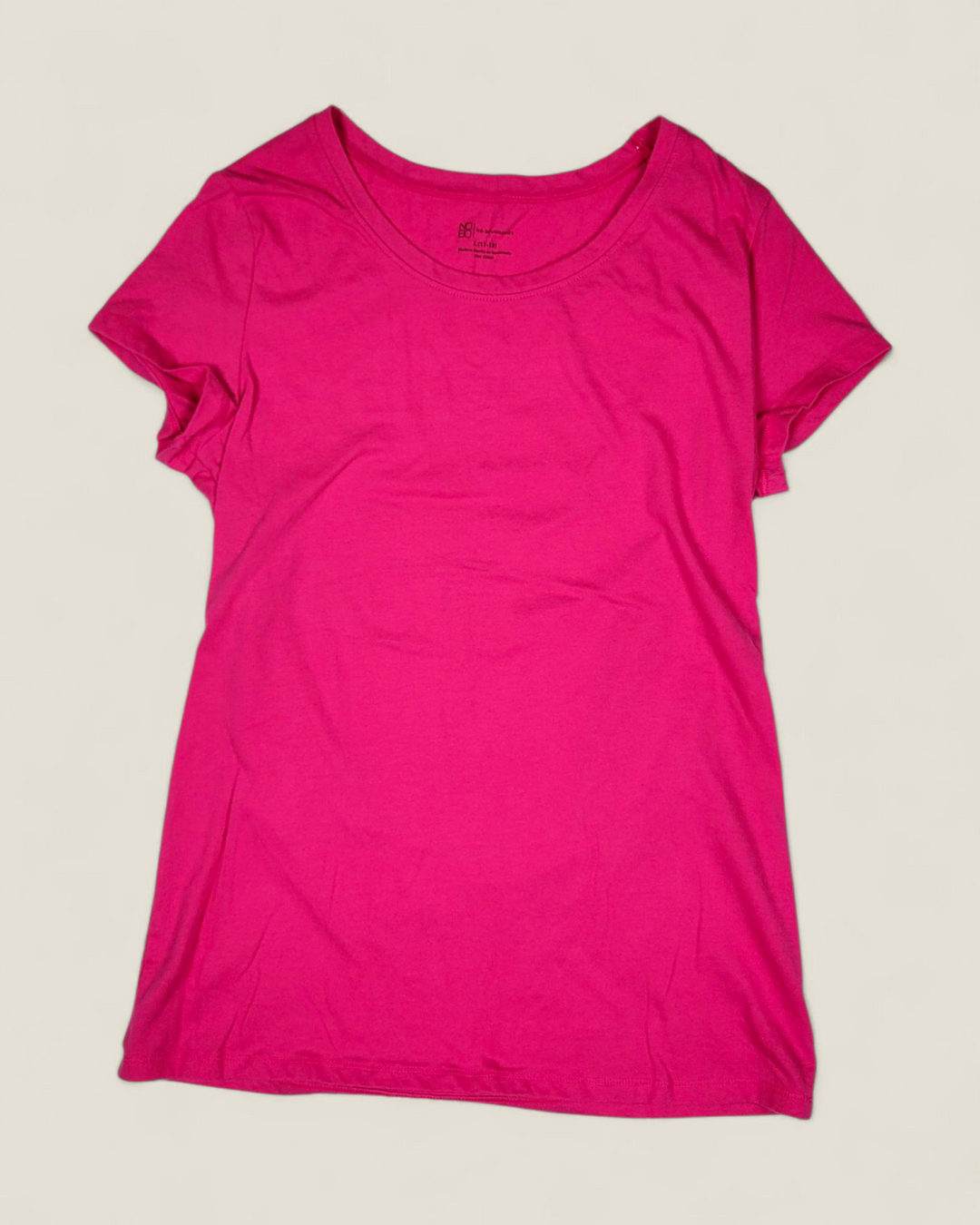 NO BOUNDRIES PINK T SHIRT YOUTH SIZE 11 - 13 PRE-LOVED