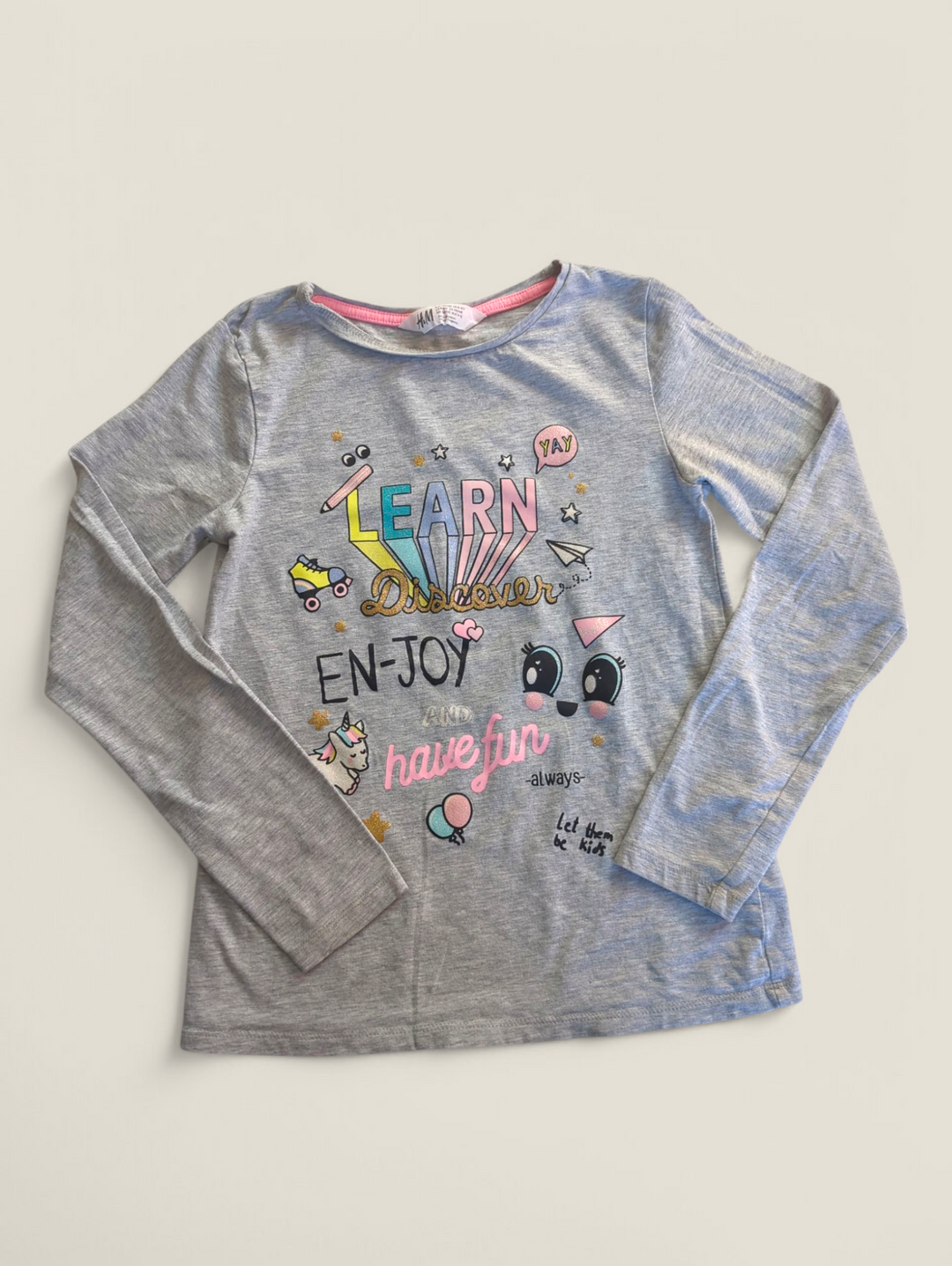 H&M GREY GRAPHIC SHIRT 8-10Y PRE-LOVED