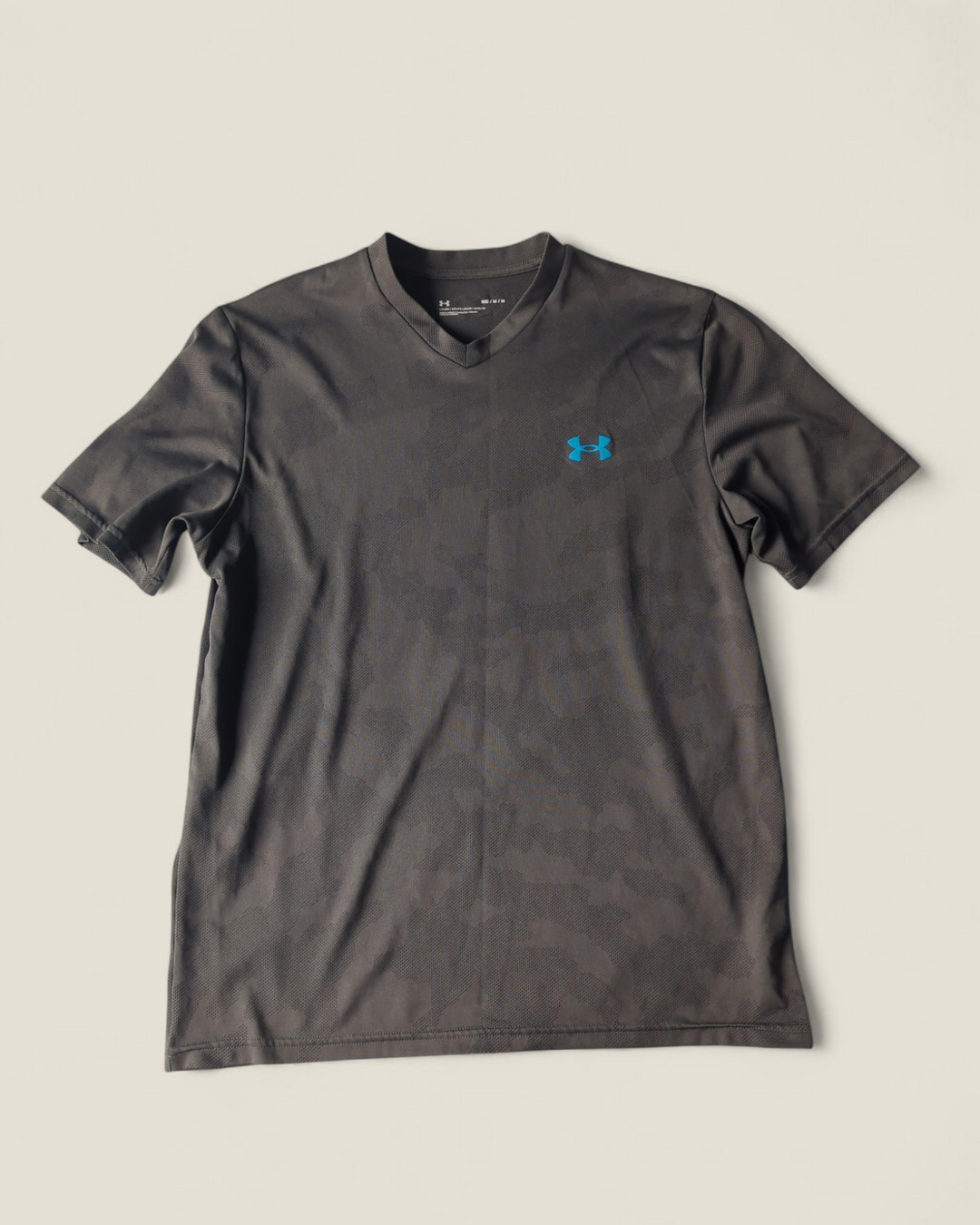 UNDER ARMOUR LOOSE FIT T SHIRT LADIES MEDIUM PRE-LOVED