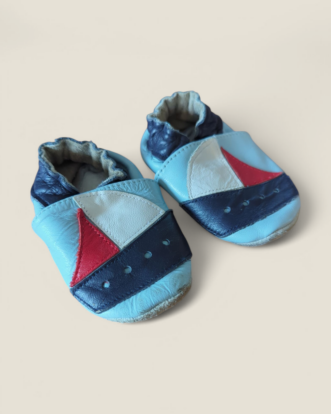 ROBEEZ SAILBOAT SLIP ON SHOE 0-6M PRE-LOVED