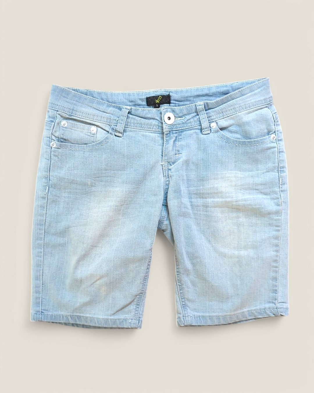G21 LIGHT WASH DENIM SHORTS LADIES SIZE 5 PRE-LOVED