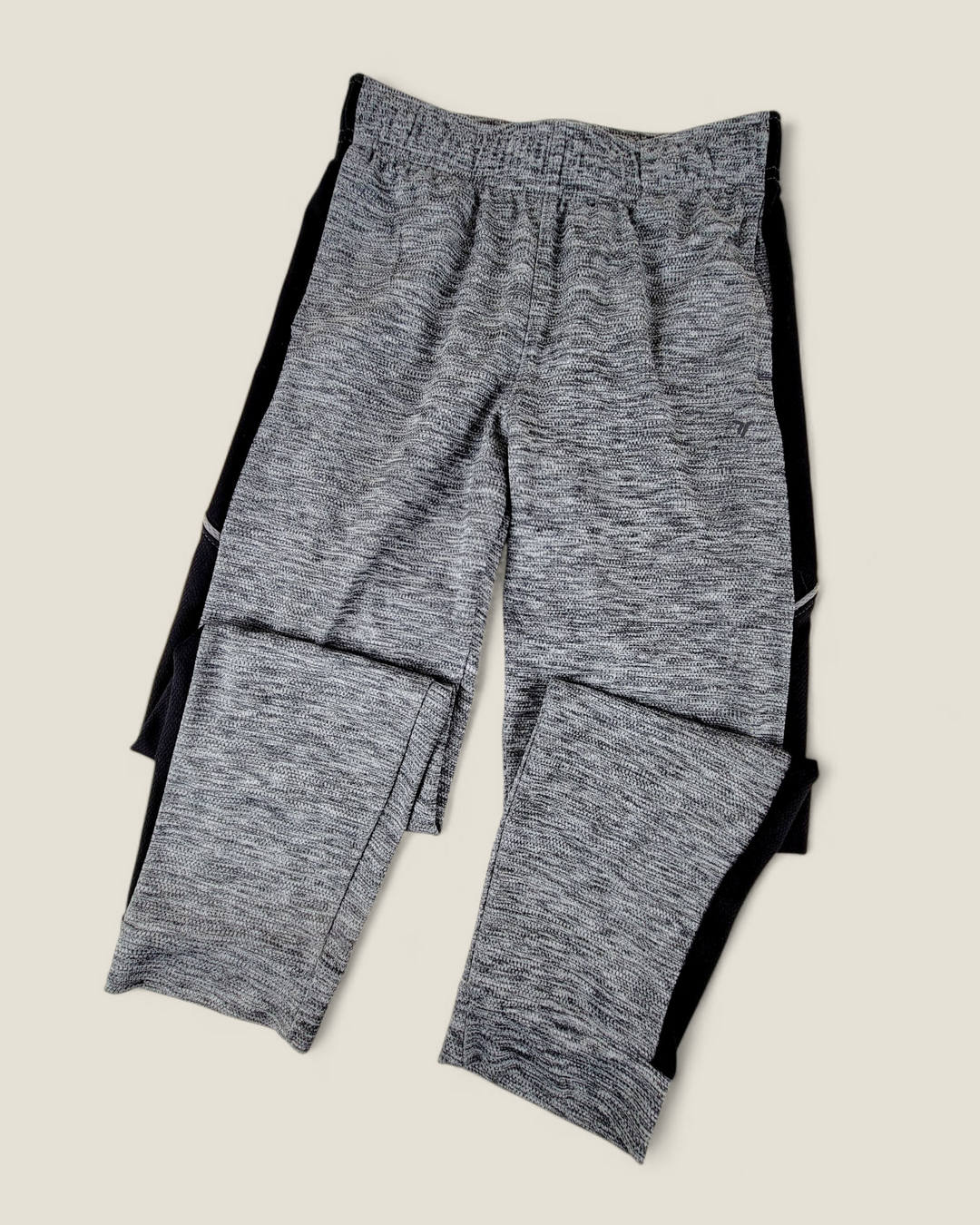 OLD NAVY ACTIVE GREY & BLACK PANTS BOYS 10-12Y PRE-LOVED