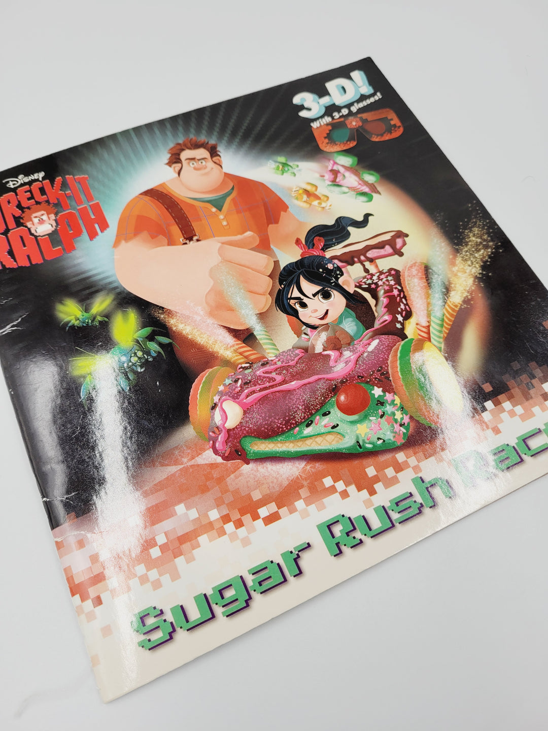 DISNEY WRECK IT RALPH 3D BOOK (GLASSES NOT INCL) PRE-LOVED