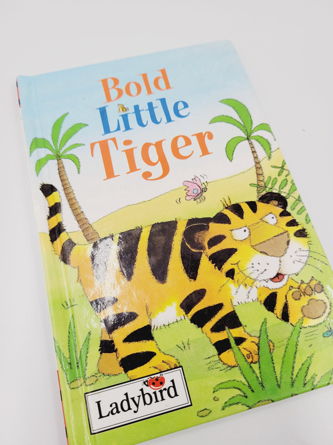 BOLD LITTLE TIGER HARDCOVER STORYBOOK PRE-LOVED