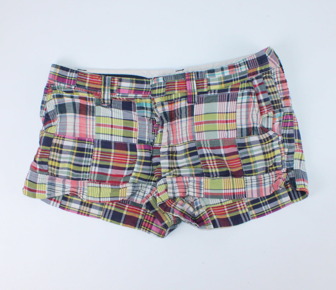 AMERICAN EAGLE PLAID SHORTS LADIES SIZE 6 PRE-LOVED