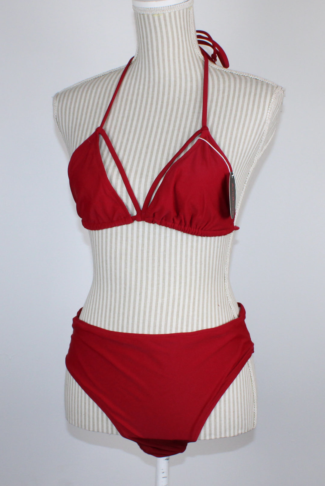 AVID LOVE 2 PIECE SWIMSUIT LADIES LARGE PRE-LOVED