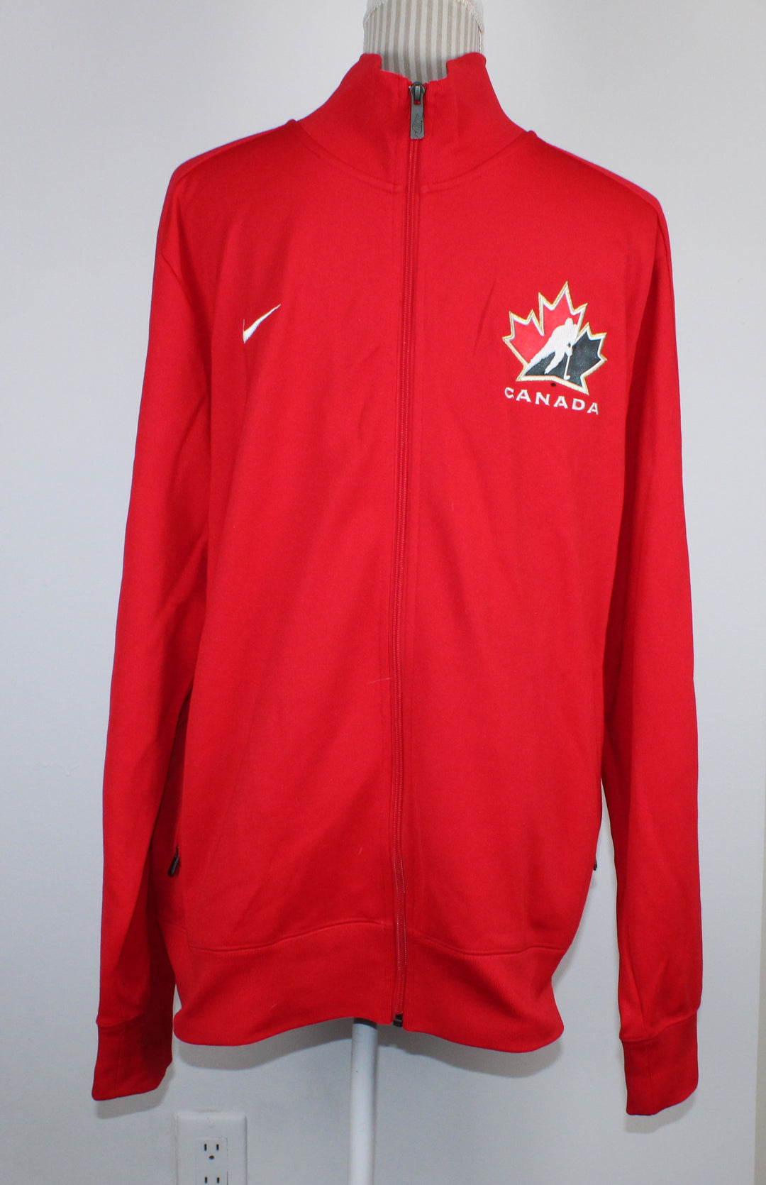 CANADA NIKE ZIP UP SWEATER MENS XL EUC