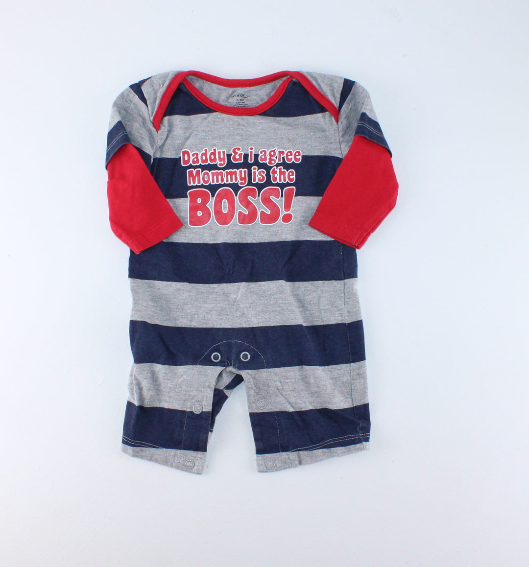 GEORGE MOMMY IS THE BOSS OUTFIT 0-3M EUC