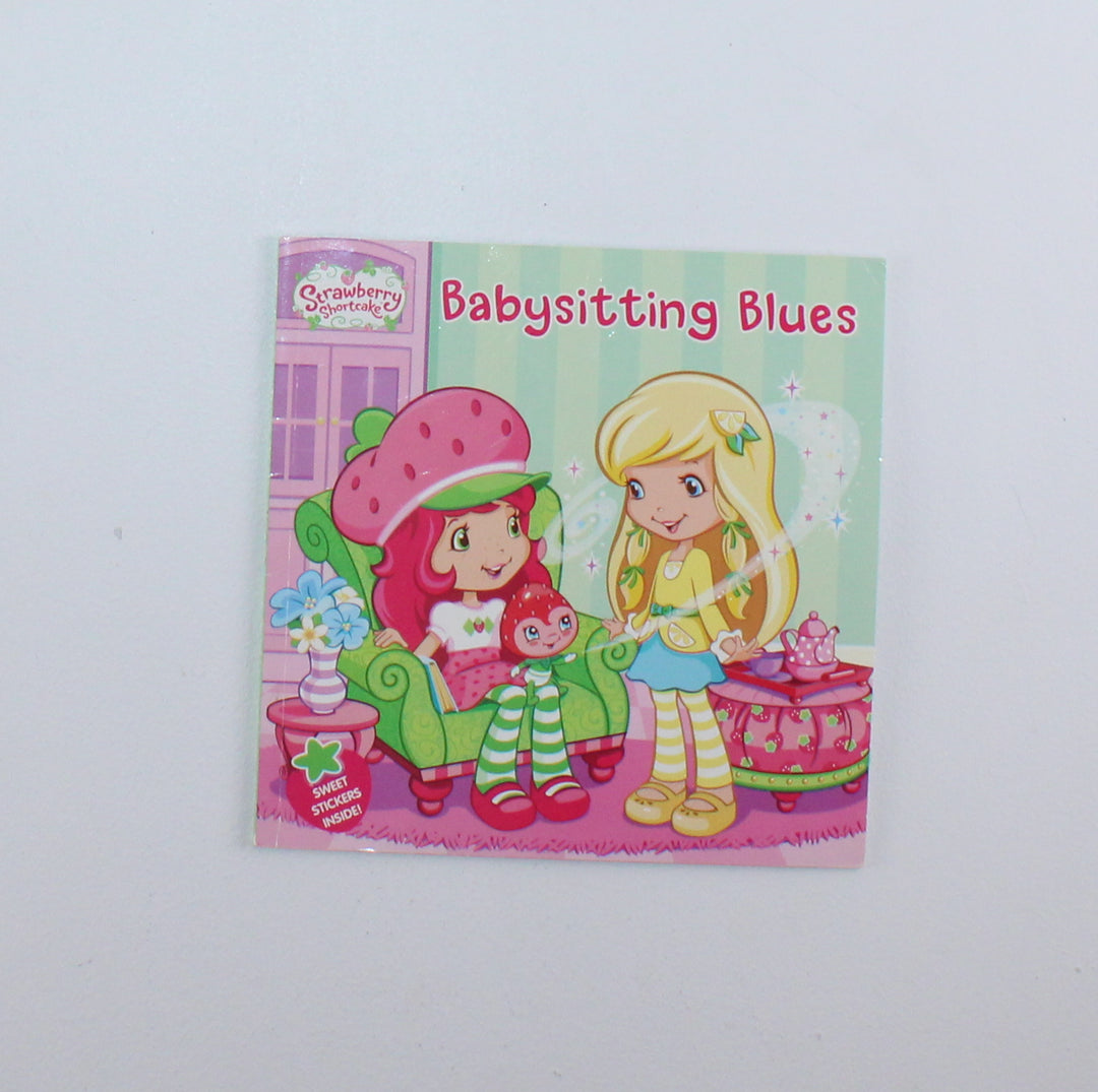 STRAWBERRY SHORTCAKE, BABYSITTING BLUES BOOK PRE-LOVED