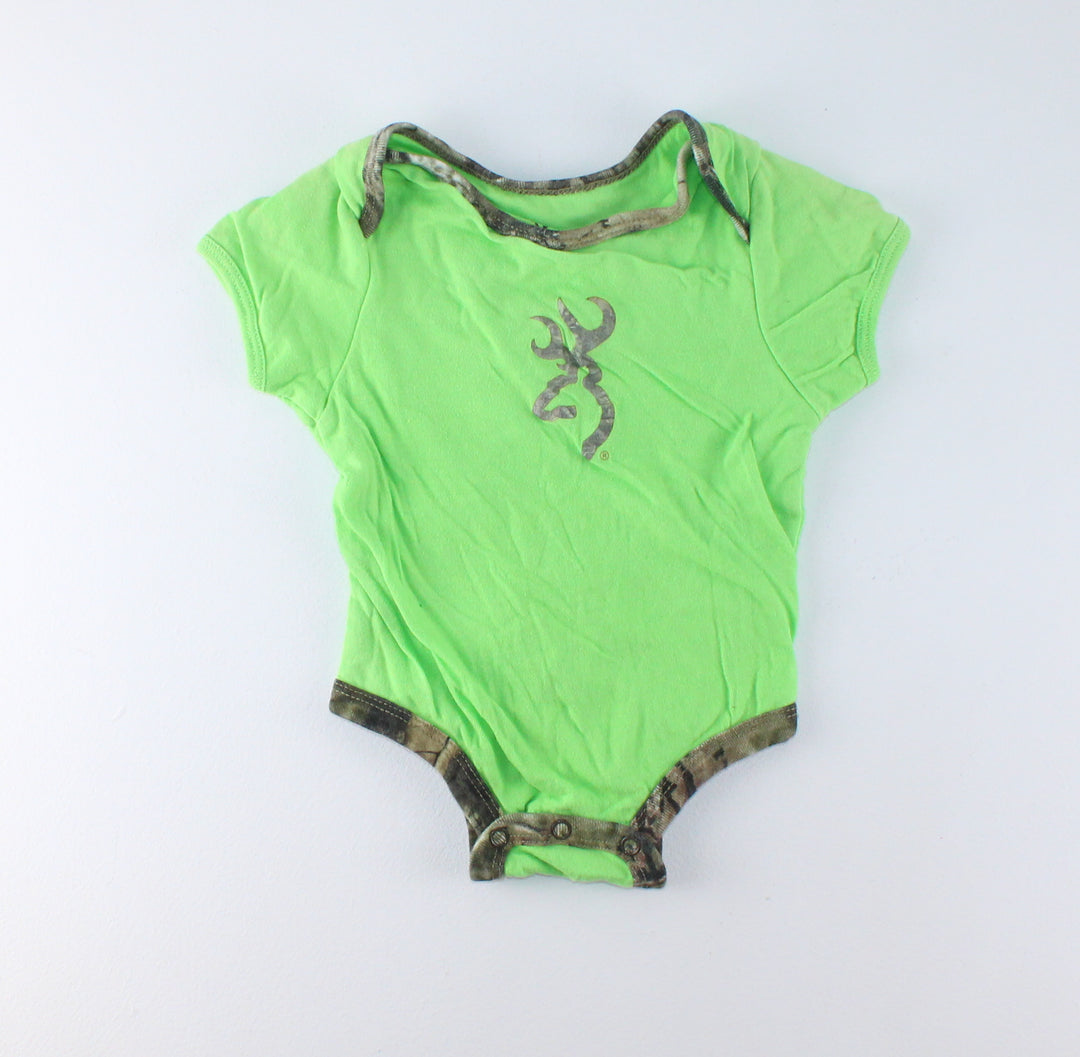 BROWNING GREEN ONESIE 12M PRE-LOVED