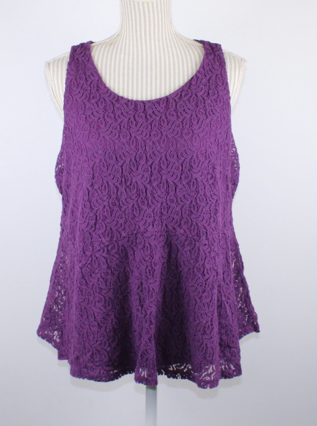 PENNINGTONS LACE PURPLE TOP LADIES 1X VGUC