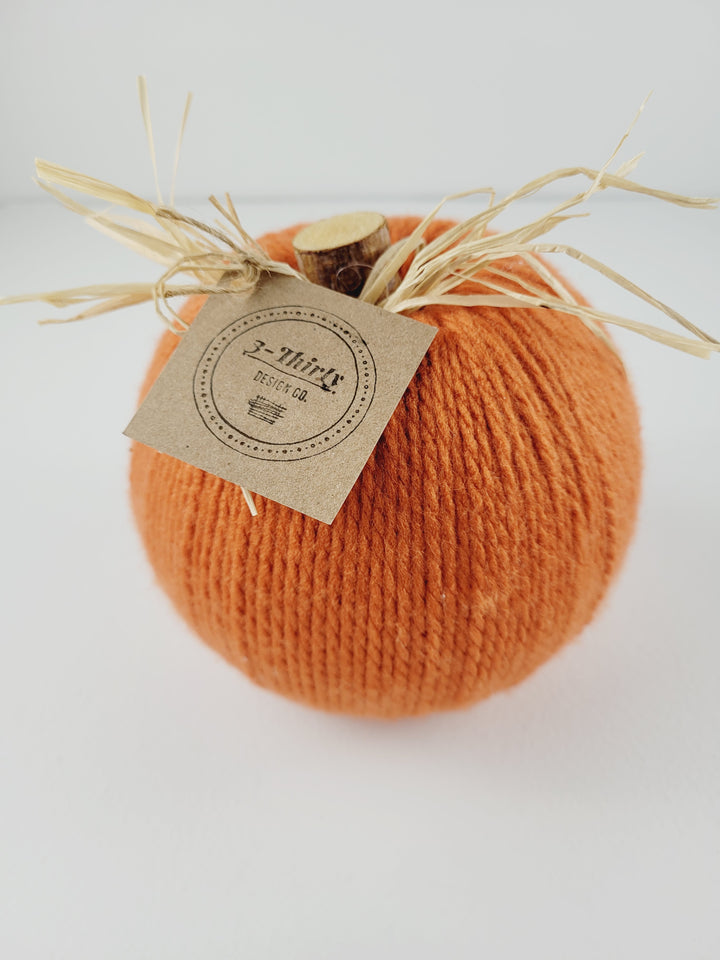 3-Thirty Design Co, Macrame Pumpkins