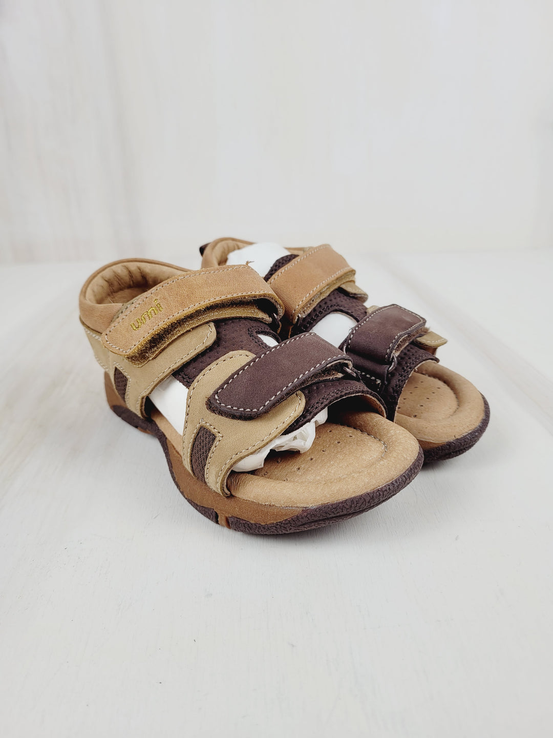 UMI LEATHER SANDALS KIDS SIZE 10 NEW!