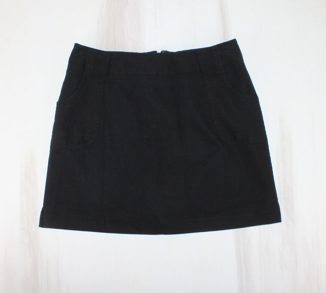 REITMANS BLACK SKIRT WITH POCKETS LADIES SIZE 7 EUC