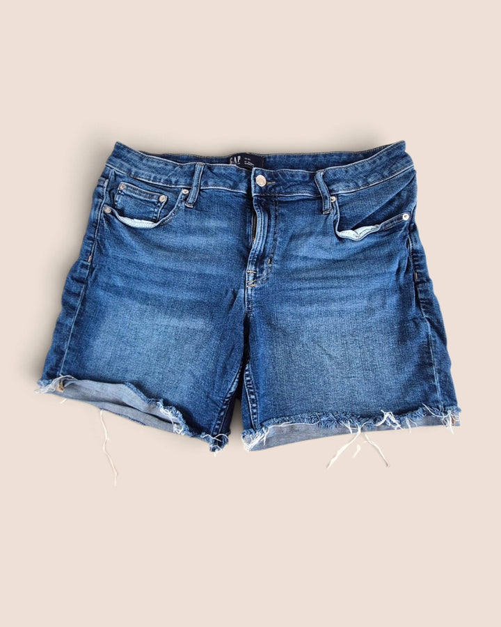 Pre-Loved Gap Denim Shorts Ladies Size 12/31 | Betty’s Marketplace
