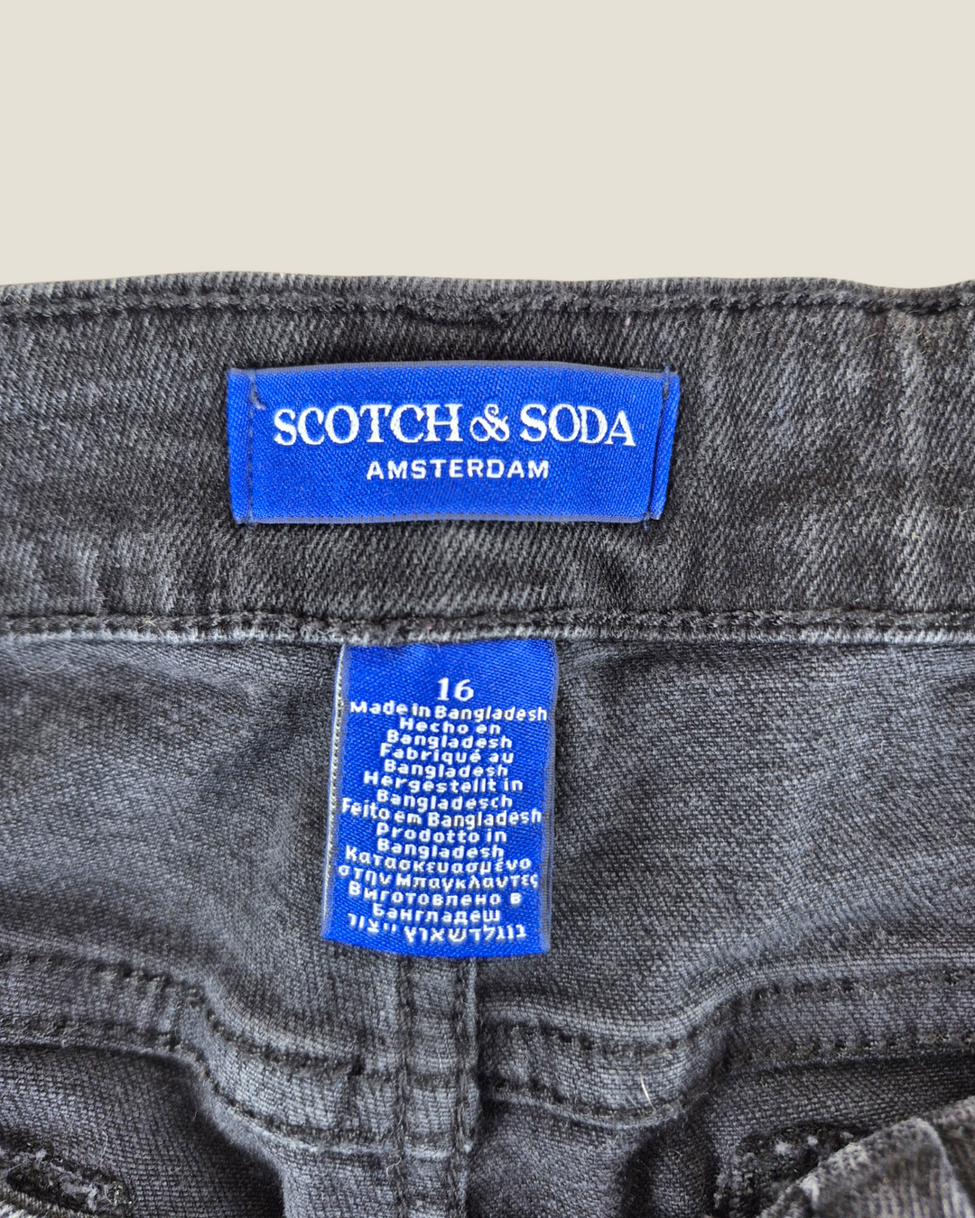 Pre-Loved Scotch & Soda Black Jeans Boys 16Y | Betty’s Marketplace