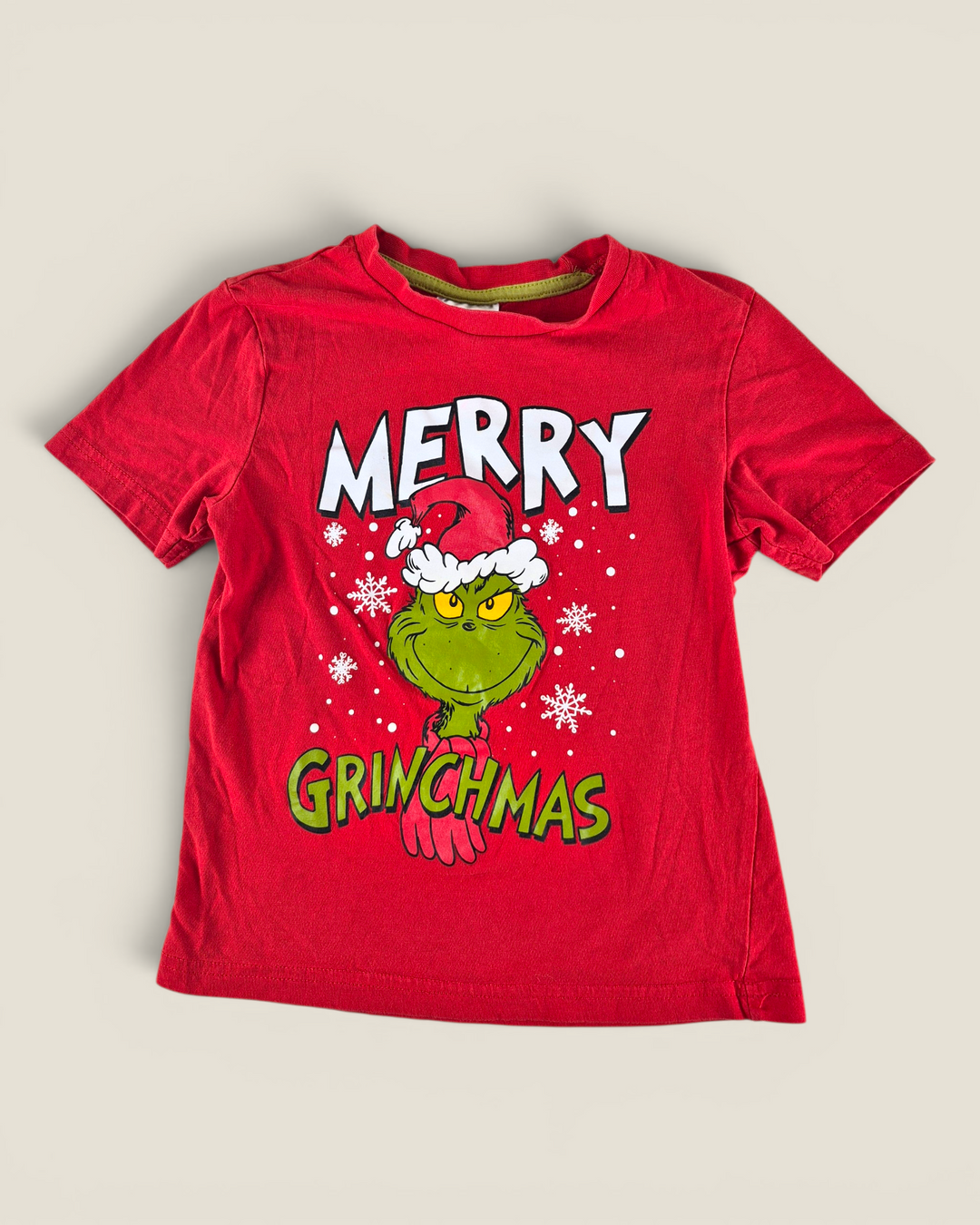 Pre-Loved Merry Ginchmas Tee 5-6Y | Betty’s Marketplace