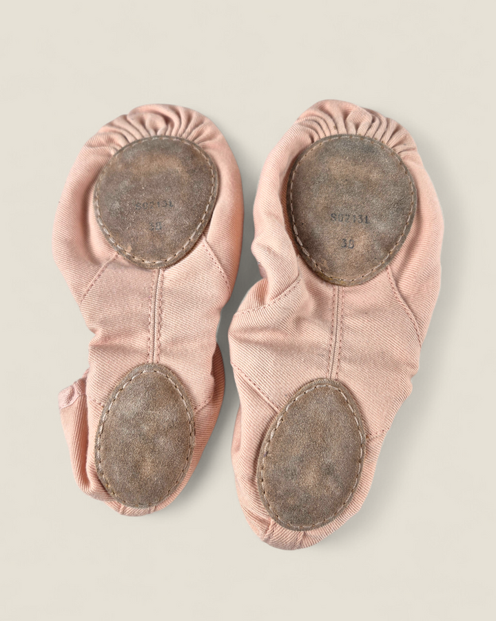 Pre-Loved Bloch Ballet Shoes Size 38 | Betty’s Marketplace